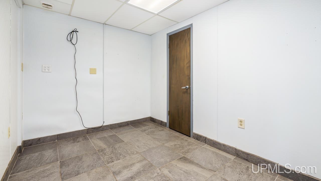 15912 N Us 41 Highway Property Photo 12