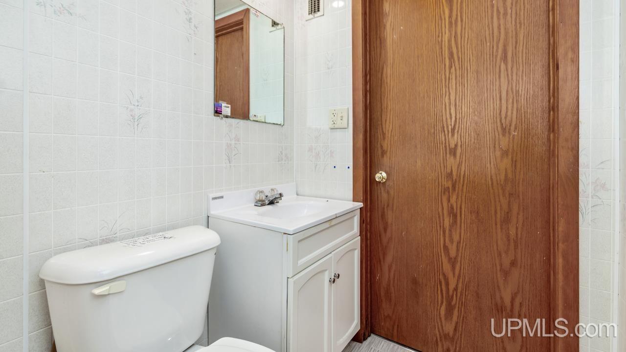 15912 N Us 41 Highway Property Photo 14