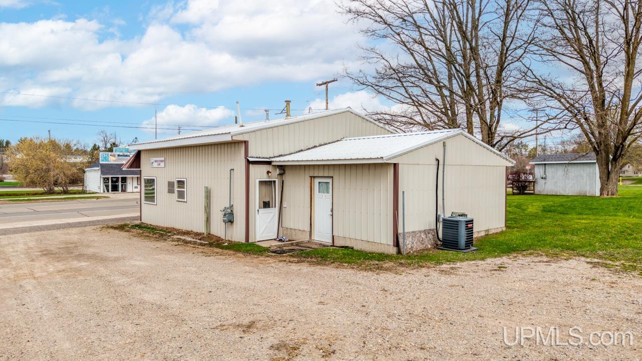 15912 N Us 41 Highway Property Photo 20