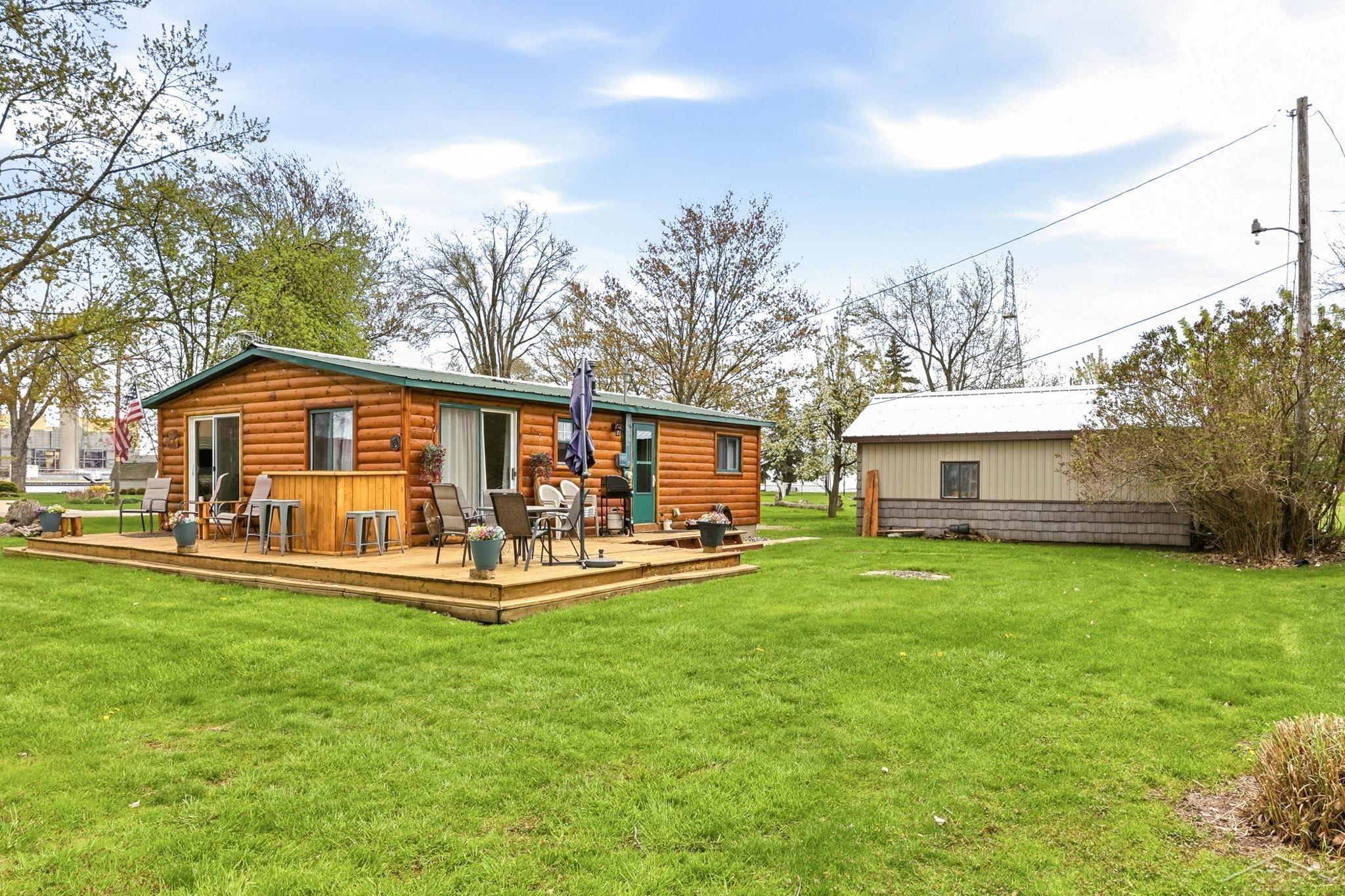 200 Sunrise Property Photo 3