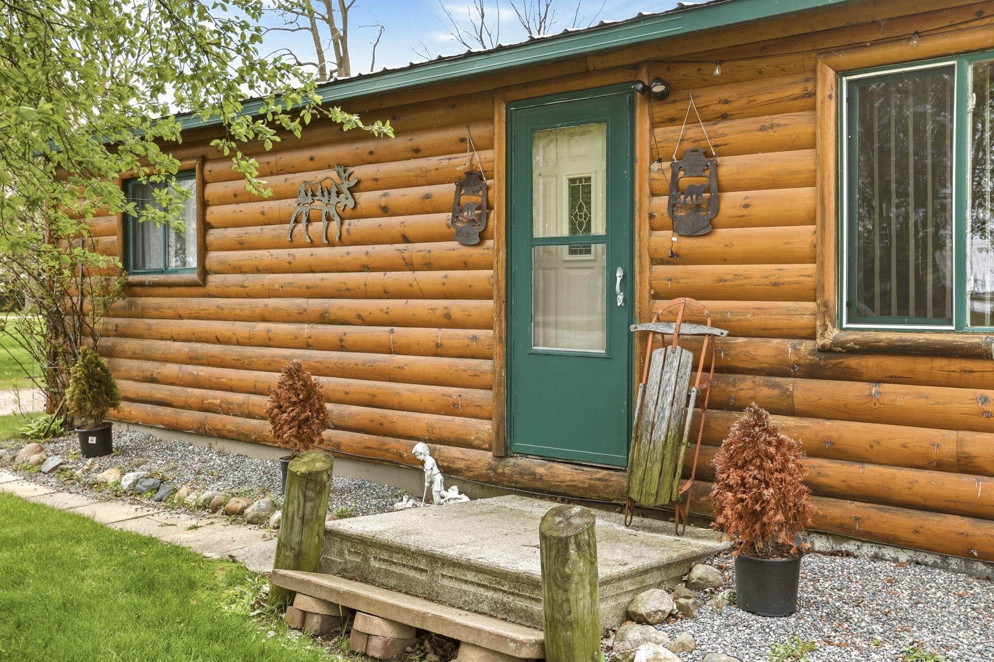 200 Sunrise Property Photo 6