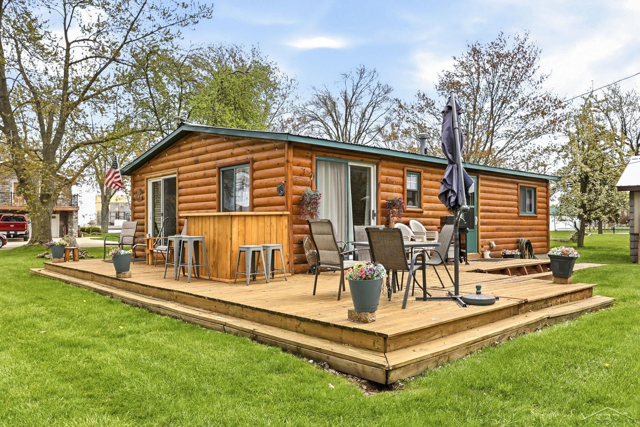 200 Sunrise Property Photo 31