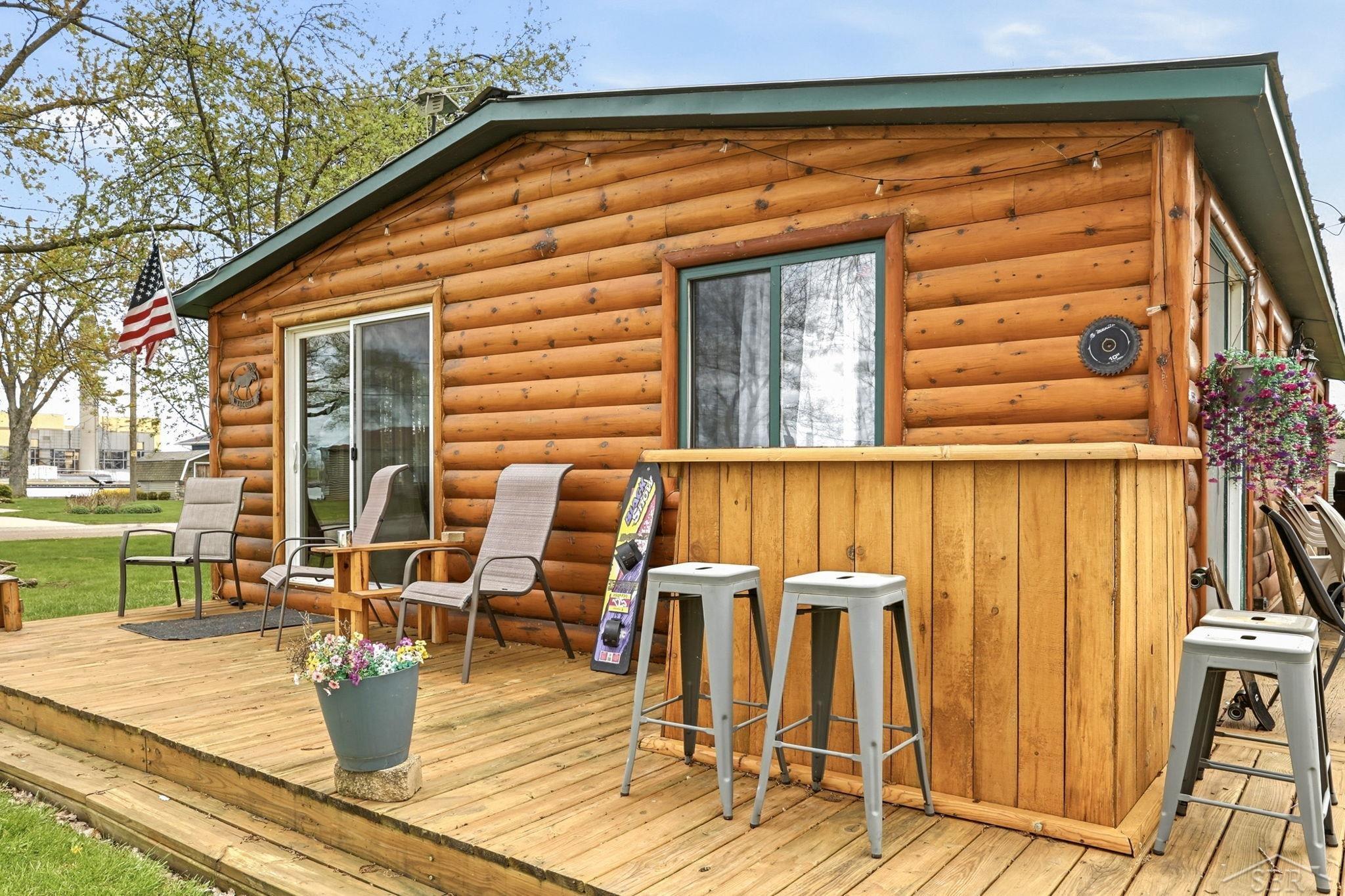 200 Sunrise Property Photo 32