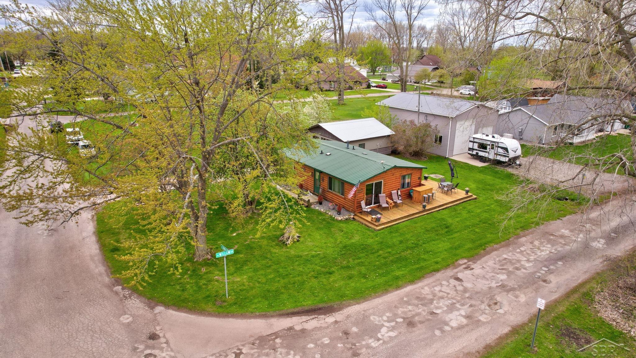 200 Sunrise Property Photo 35