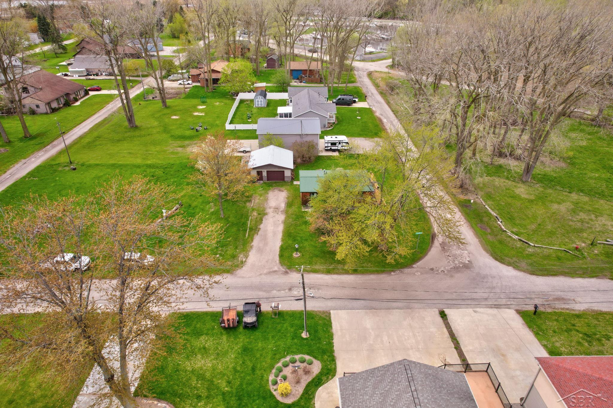 200 Sunrise Property Photo 36
