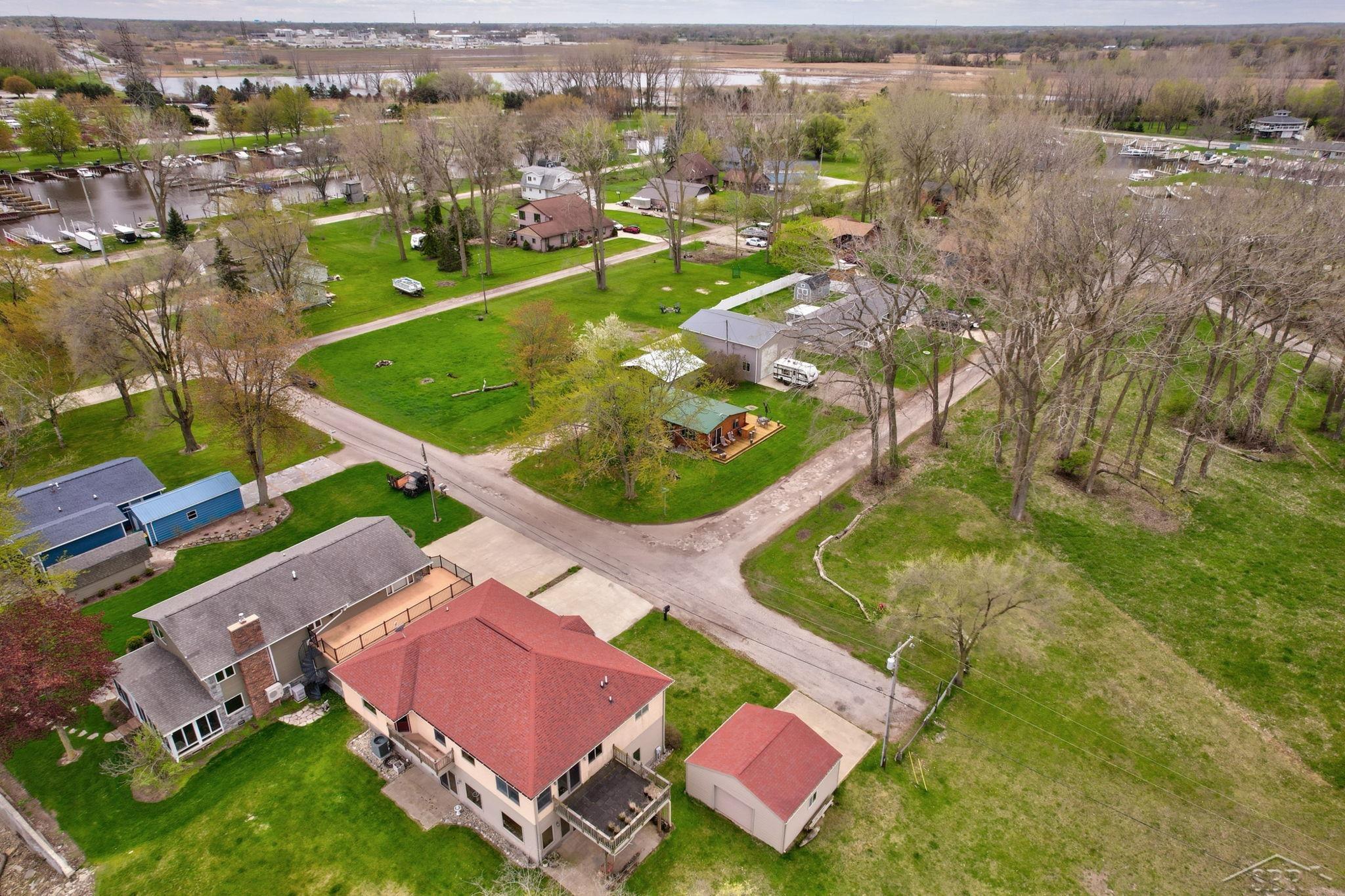 200 Sunrise Property Photo 45