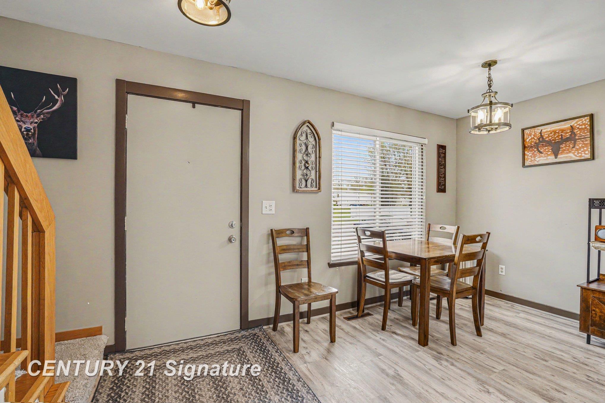 309 Cherryview Drive Property Photo 5
