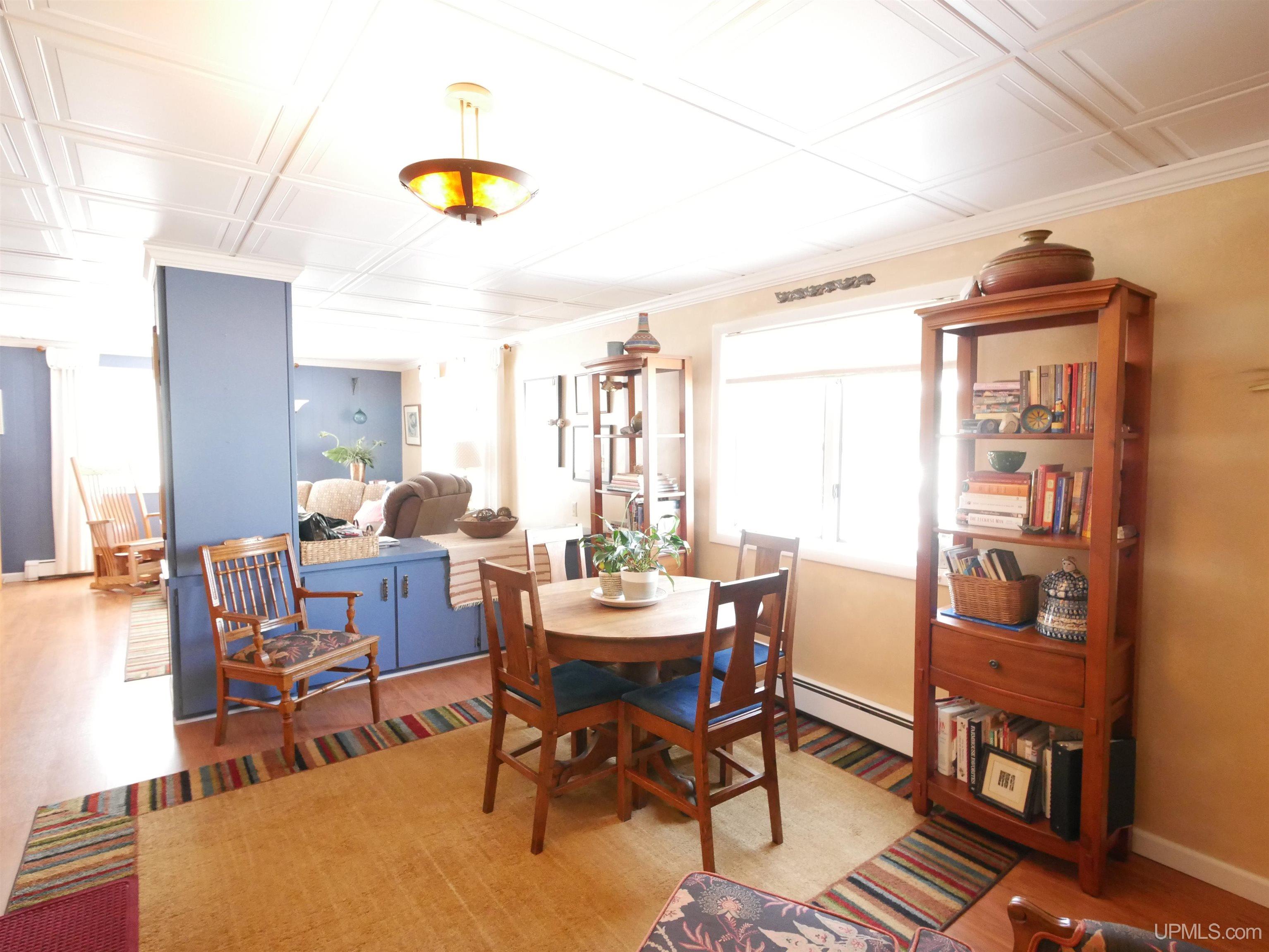 118 Iroquois Street Property Photo 10