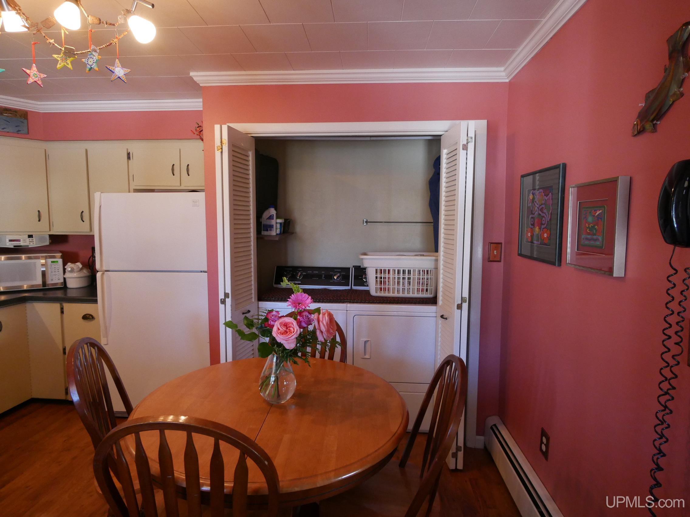 118 Iroquois Street Property Photo 15