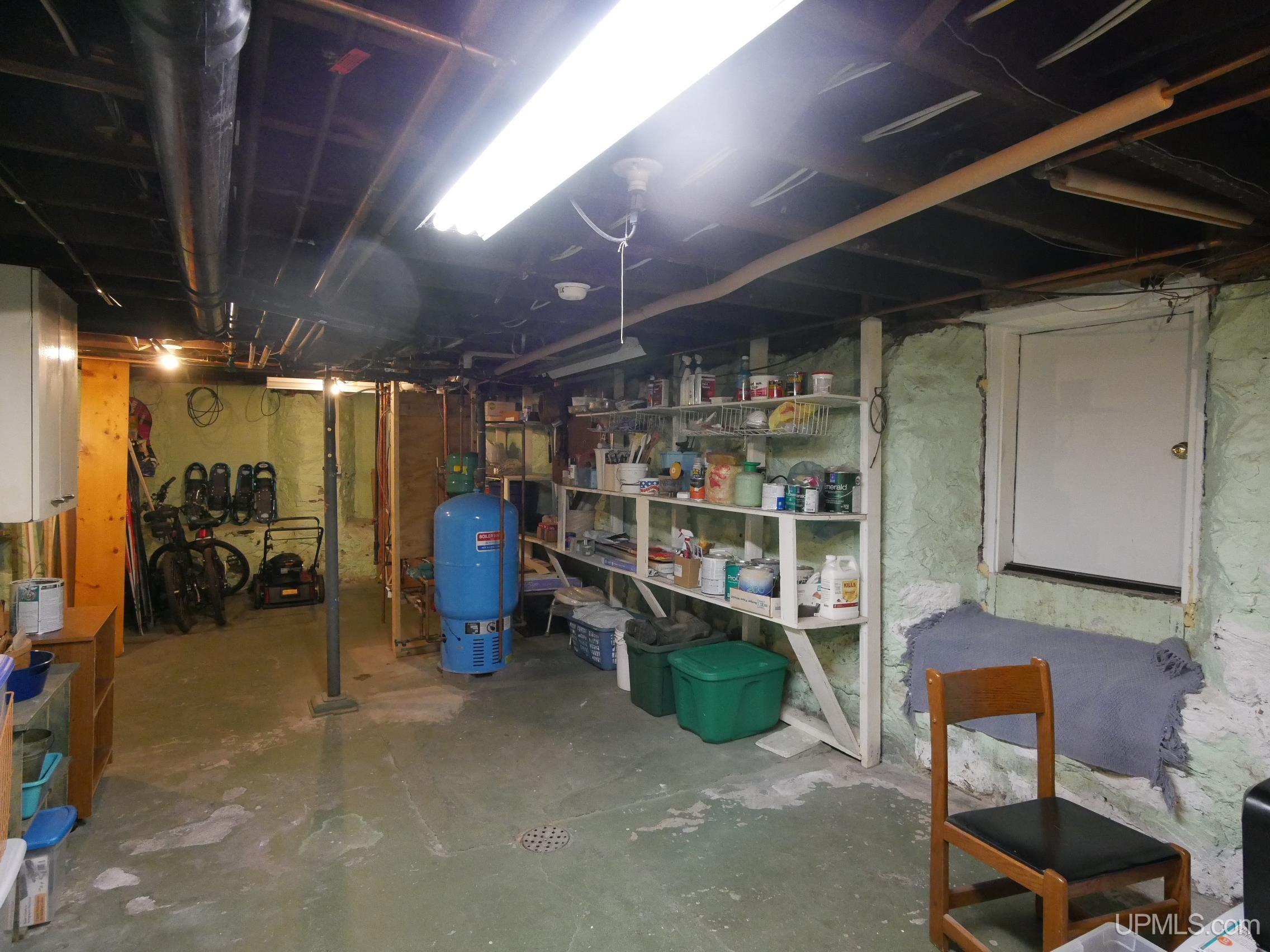 118 Iroquois Street Property Photo 36