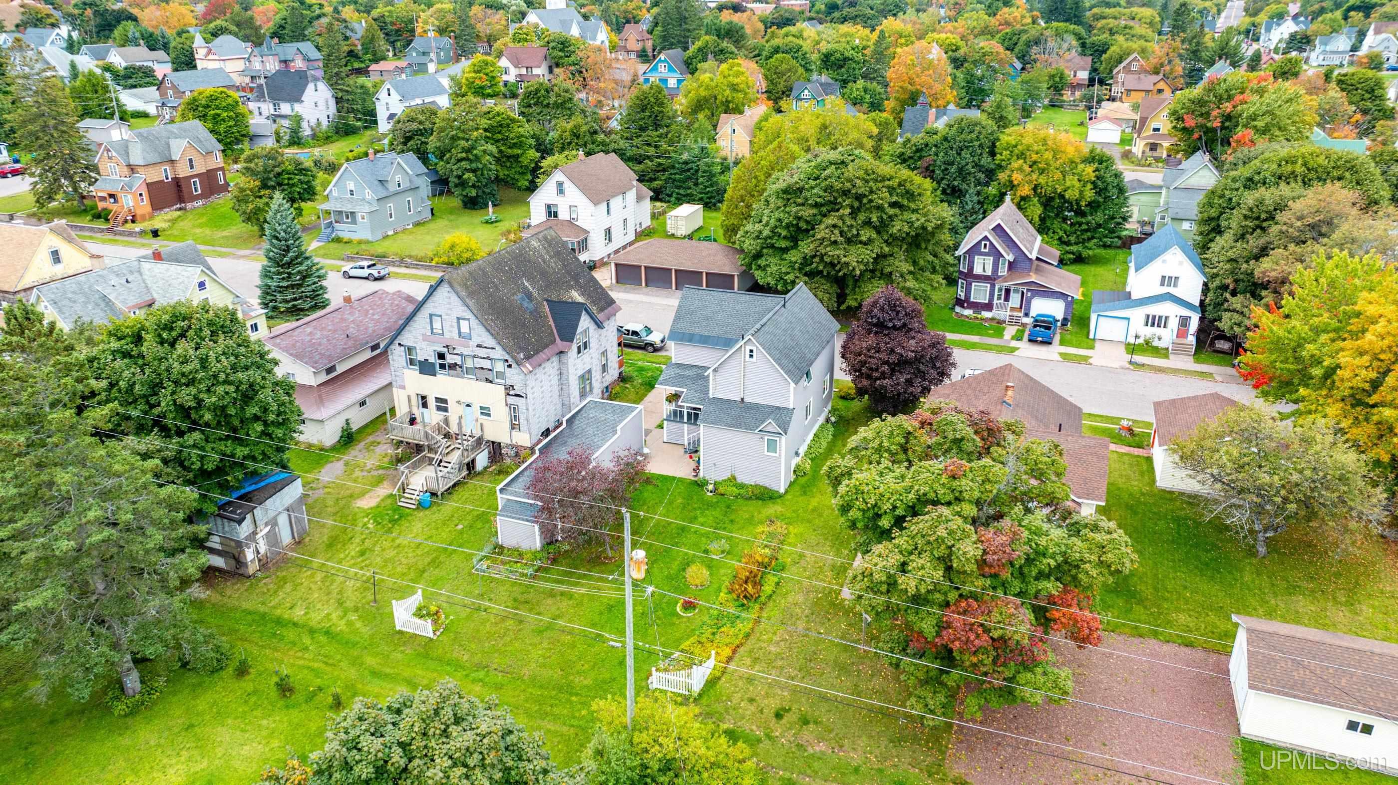 118 Iroquois Street Property Photo 45
