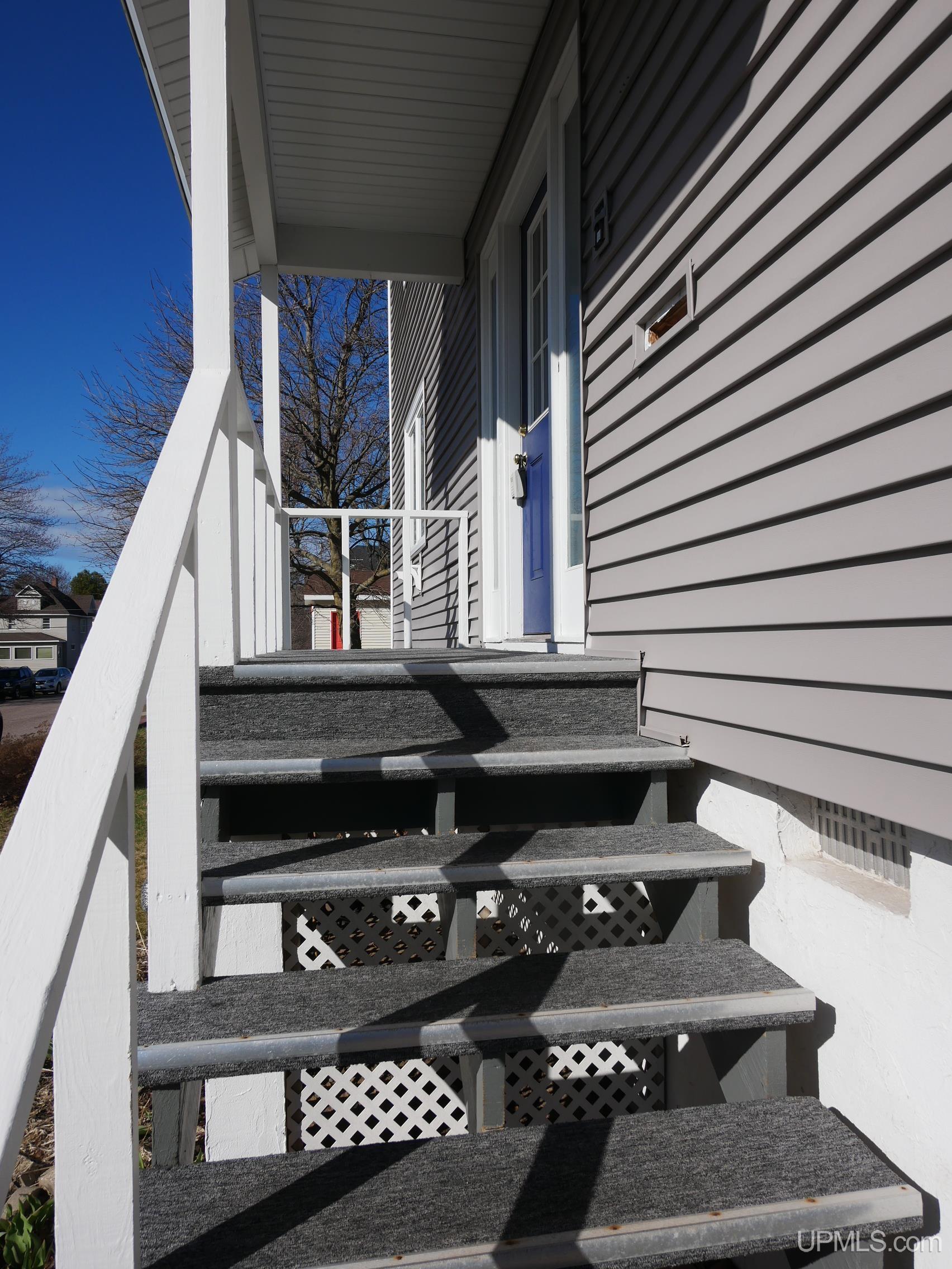 118 Iroquois Street Property Photo 49