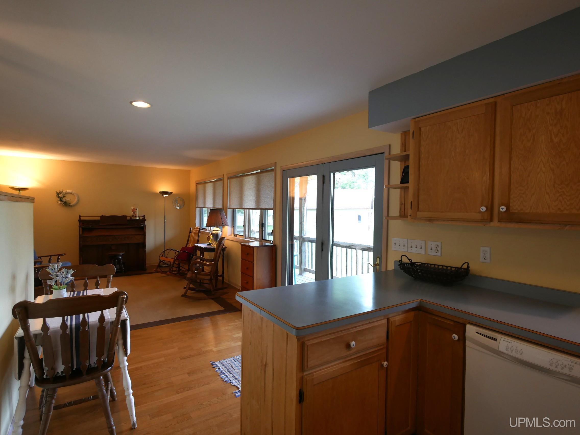 33490 Tapiola Road Property Photo 10