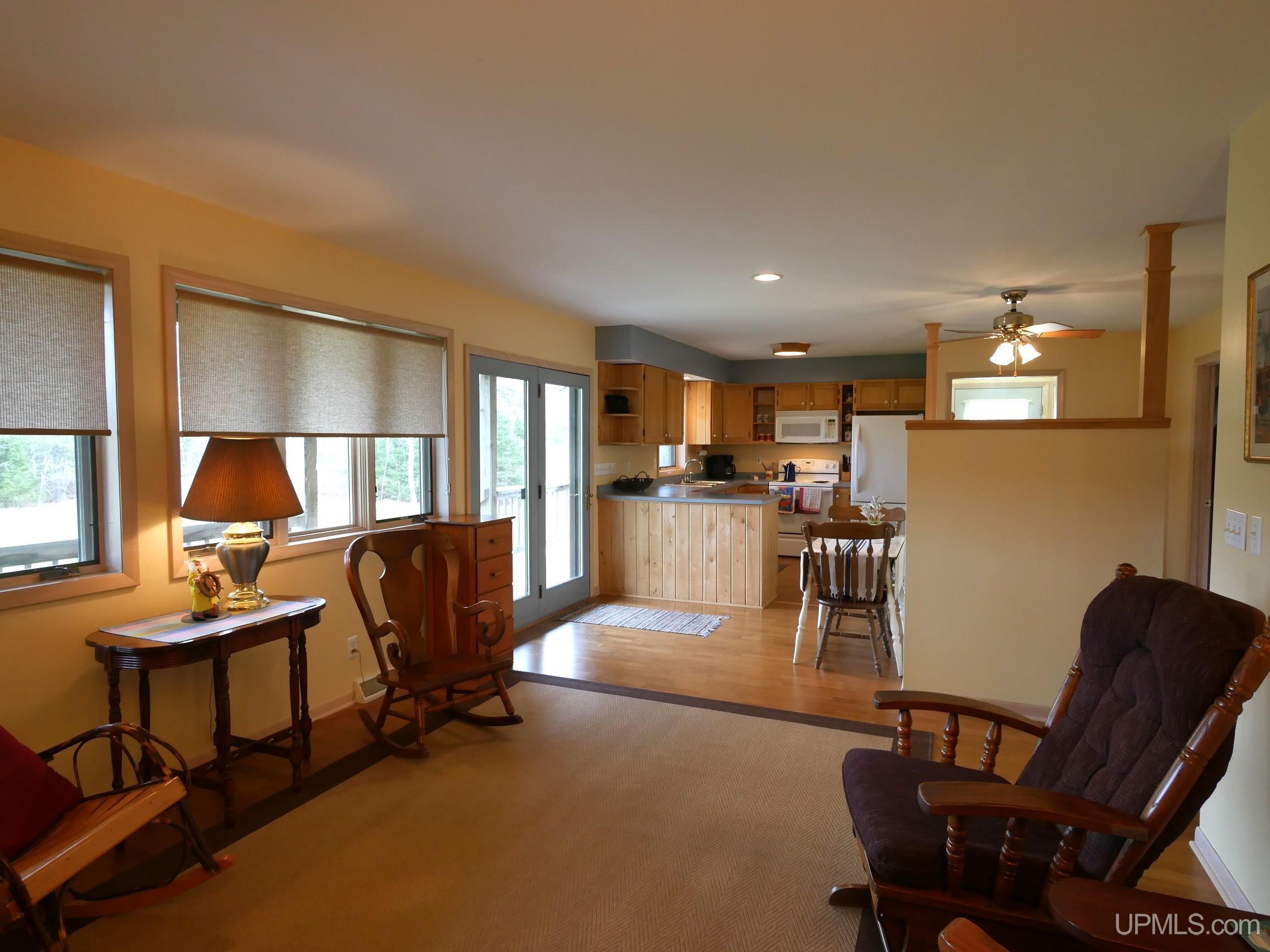 33490 Tapiola Road Property Photo 14