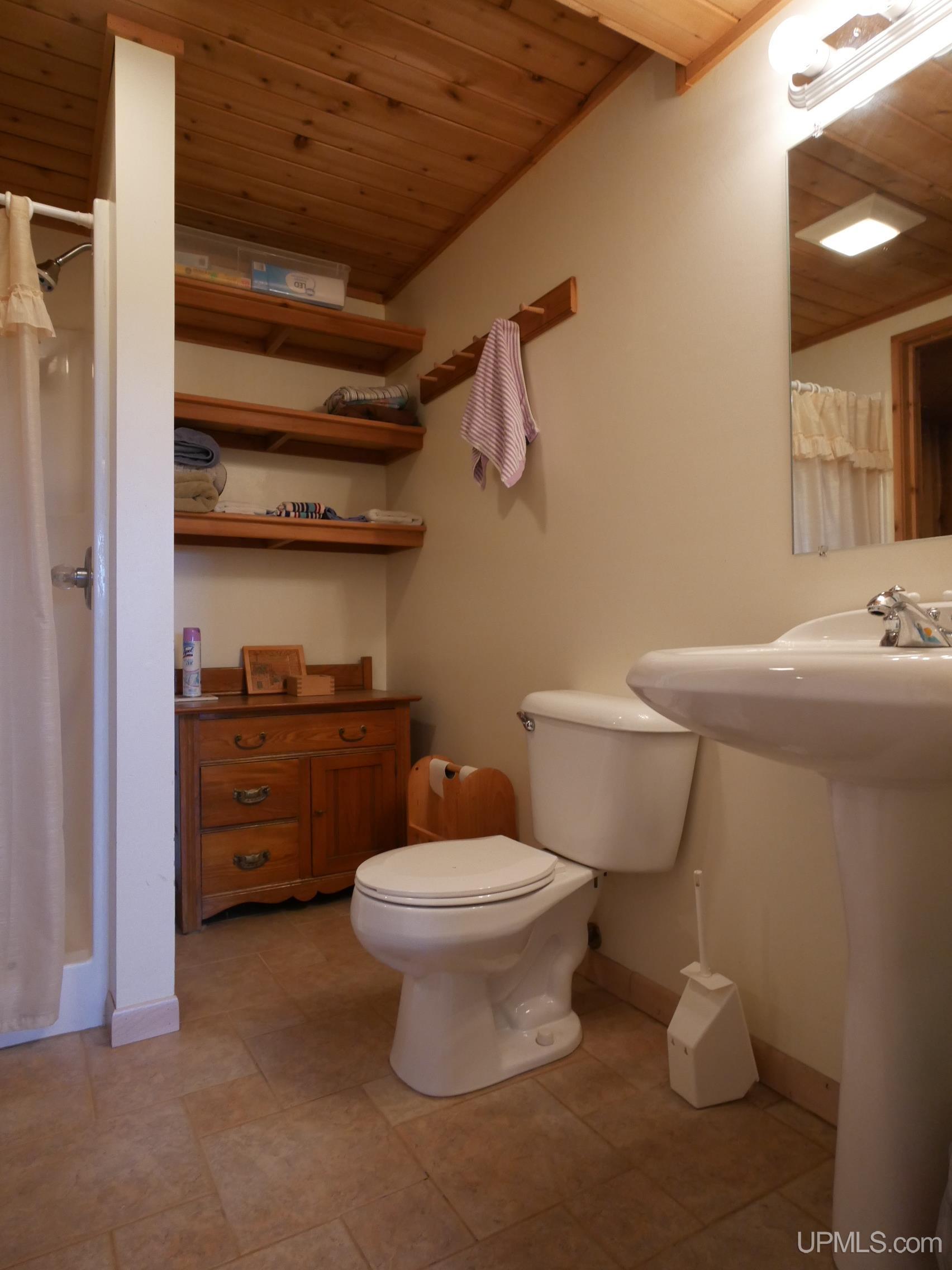 33490 Tapiola Road Property Photo 51