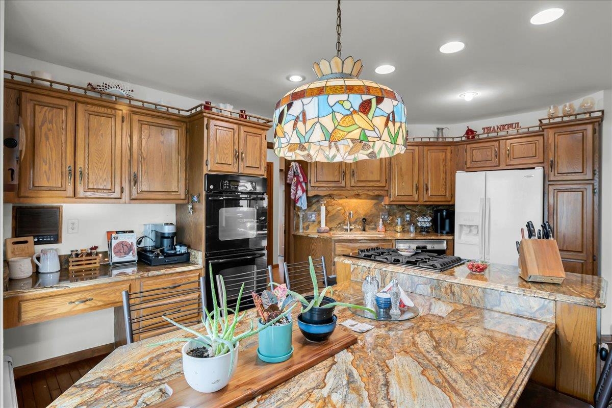 523 Lathrop Avenue Property Photo 30