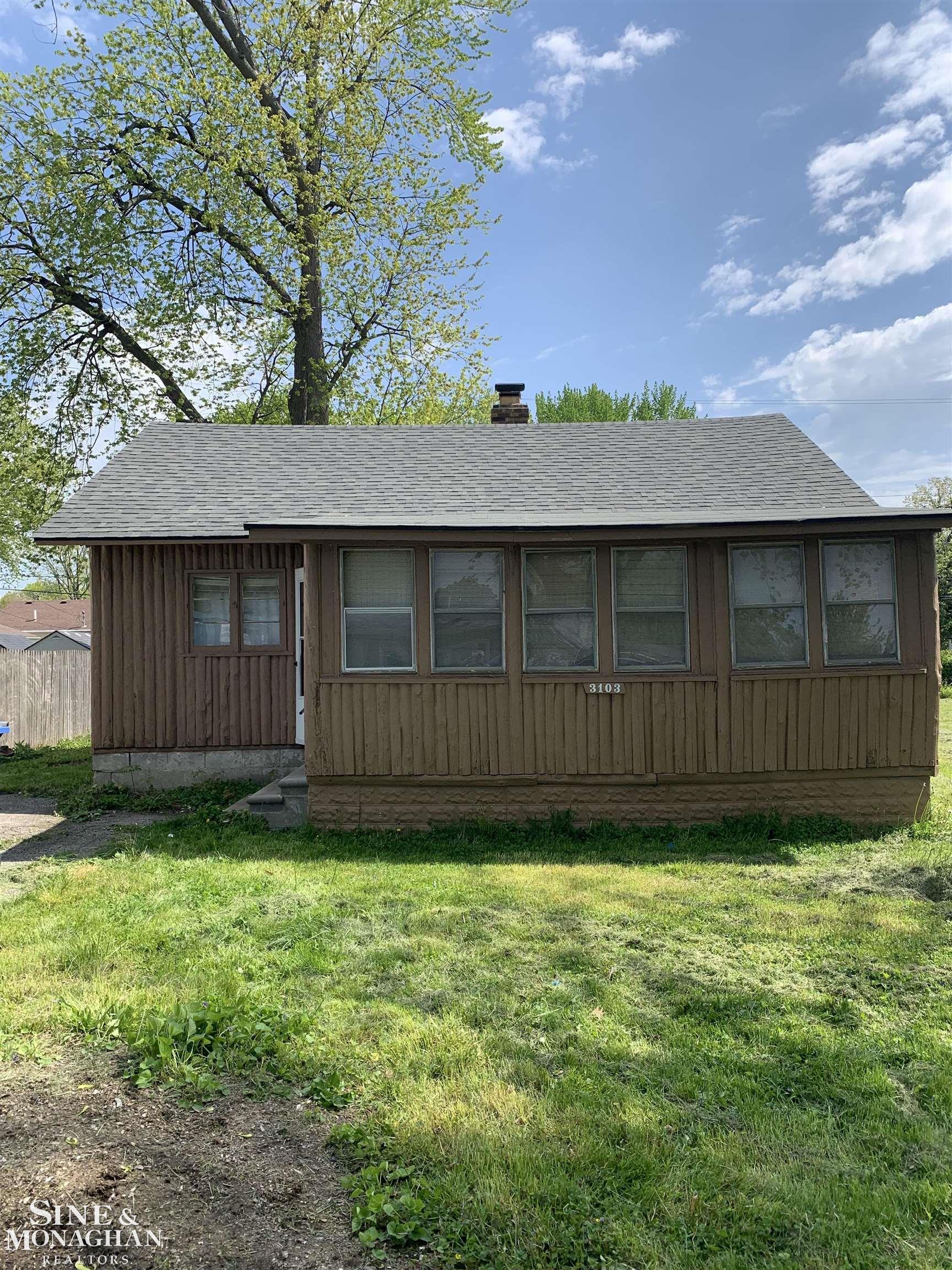 3103 10th Road Property Photo 2