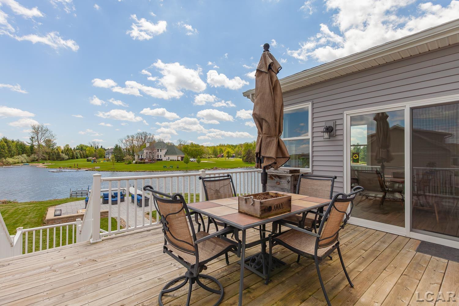 8719 Castlebar Lane Property Photo 4