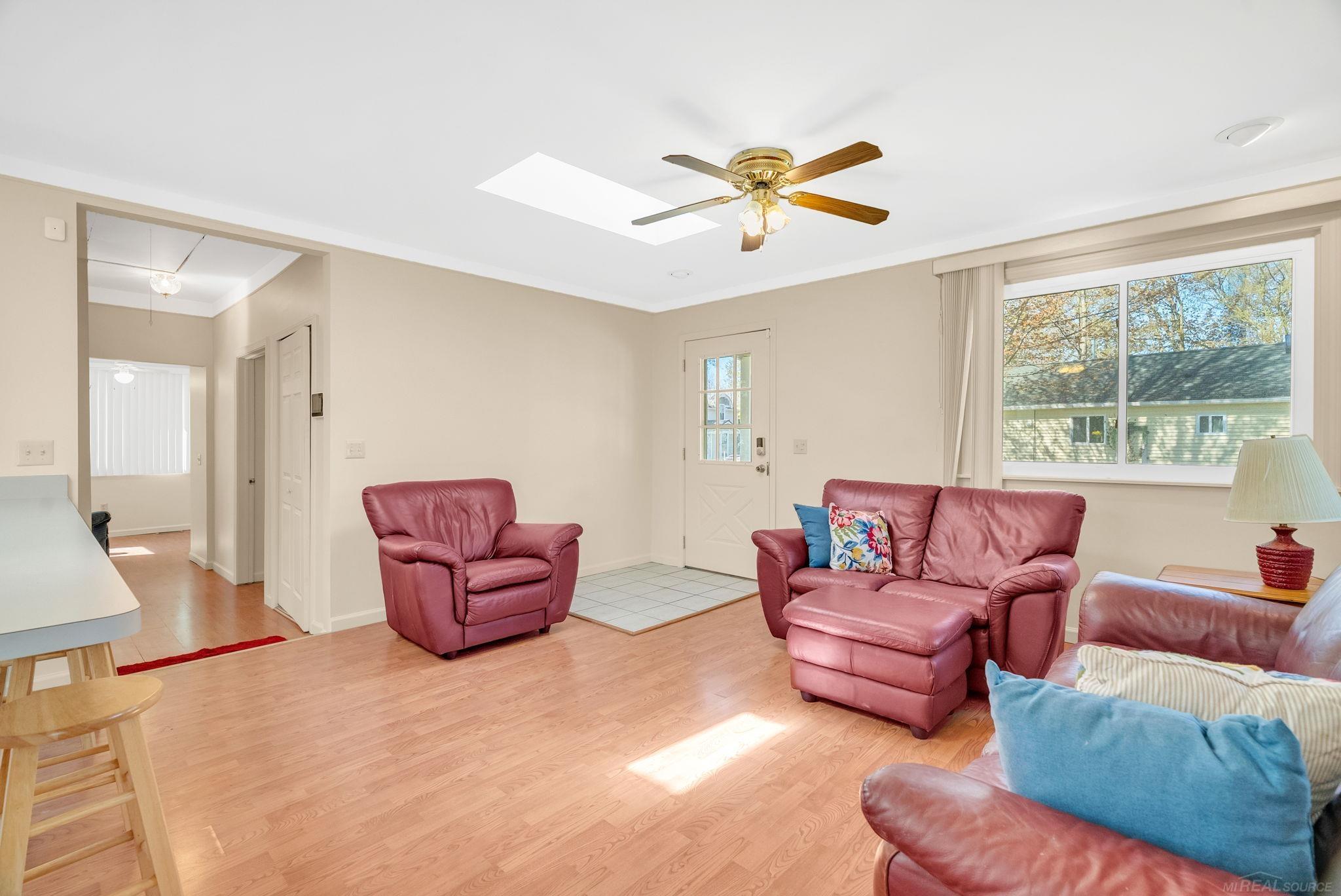7329 Elm Road Property Photo 4