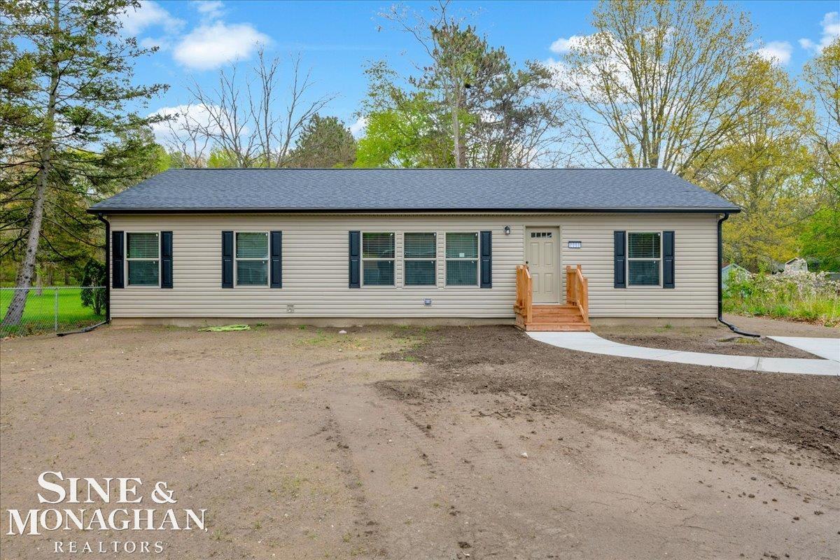 2060 Washington Street Property Photo 1