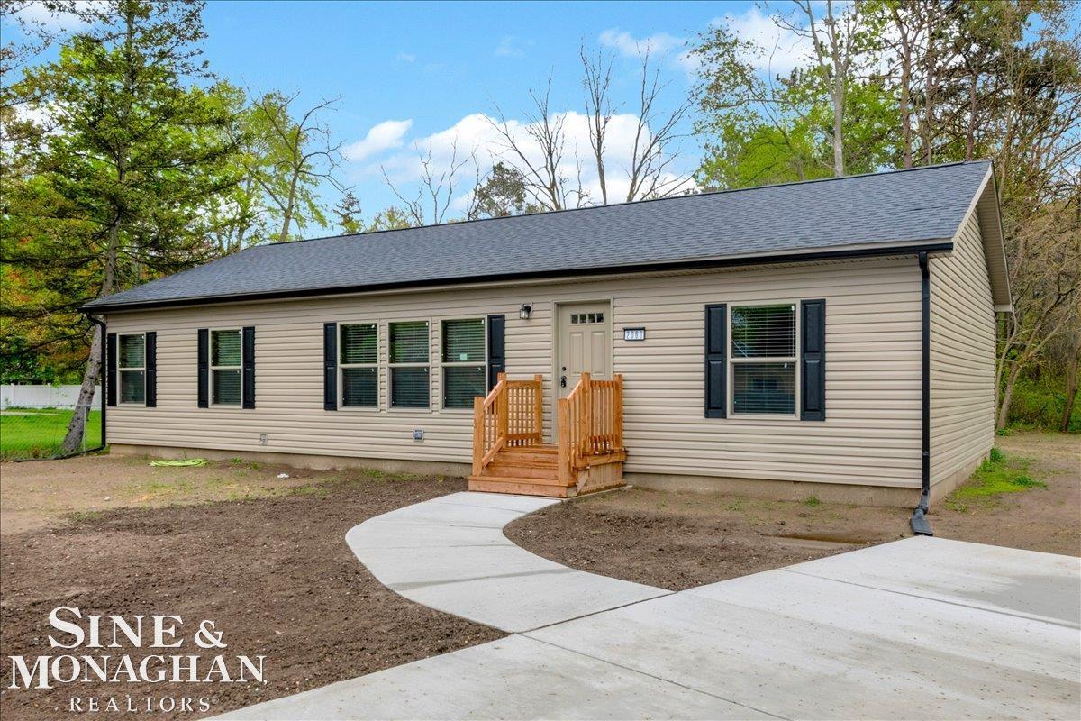 2060 Washington Street Property Photo 2