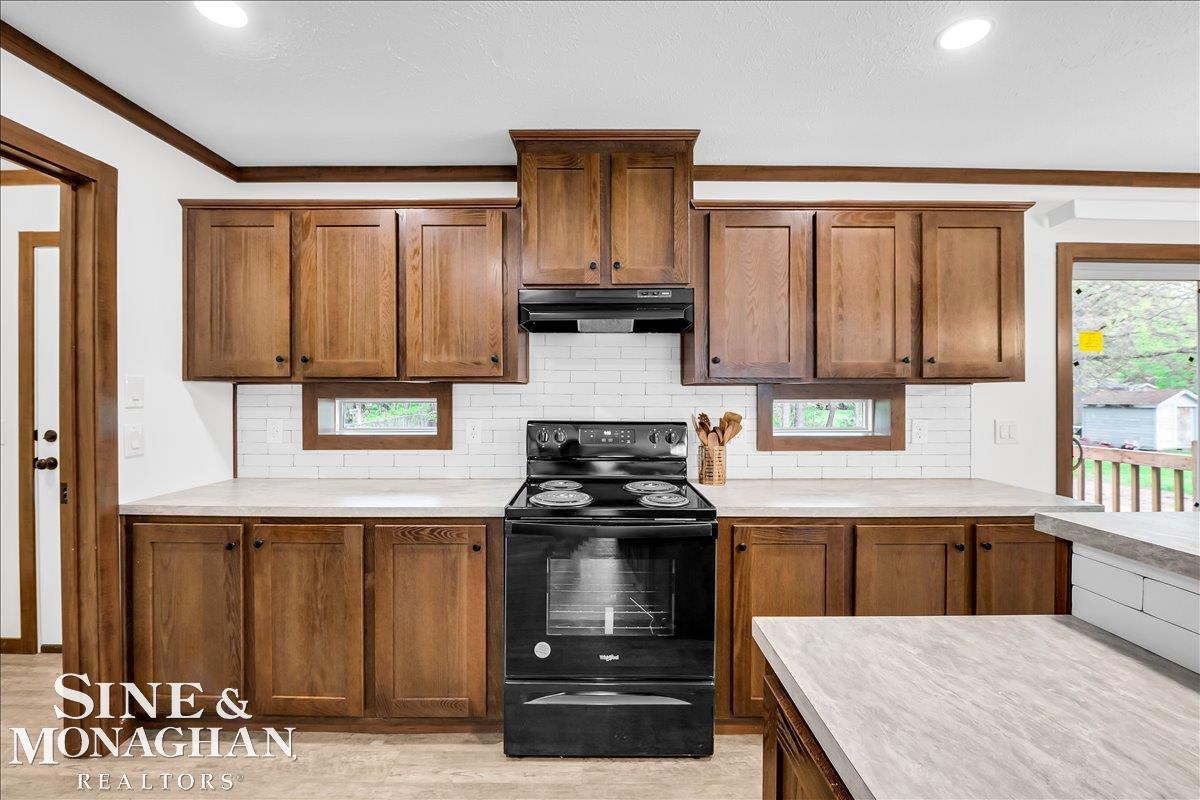 2060 Washington Street Property Photo 14