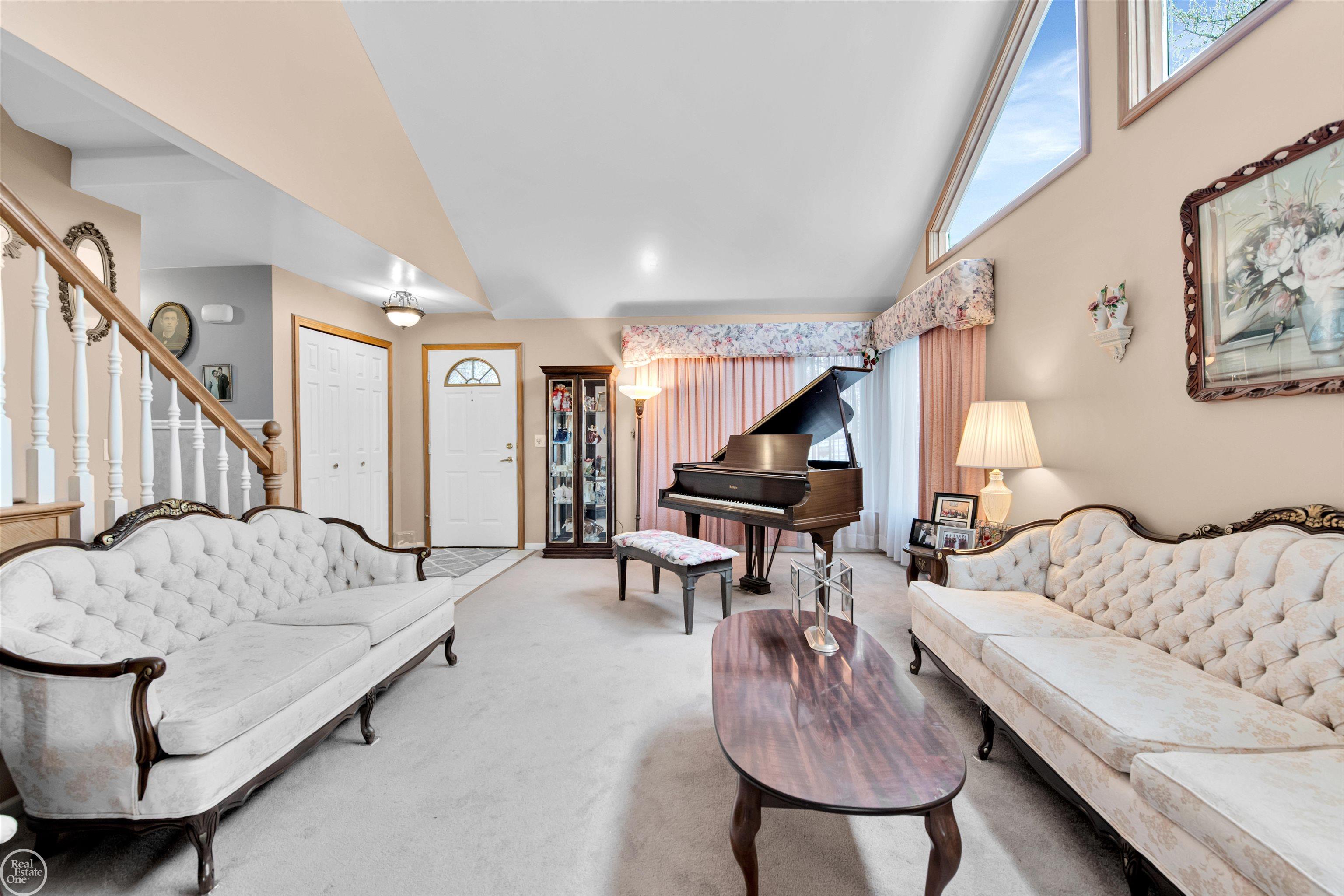 37330 Lakeshore Drive Property Photo 7