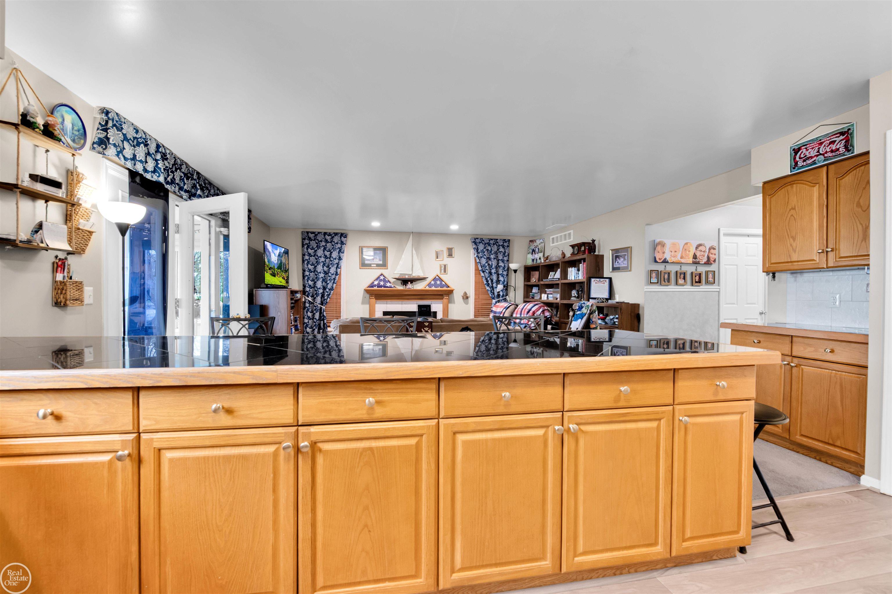 37330 Lakeshore Drive Property Photo 12