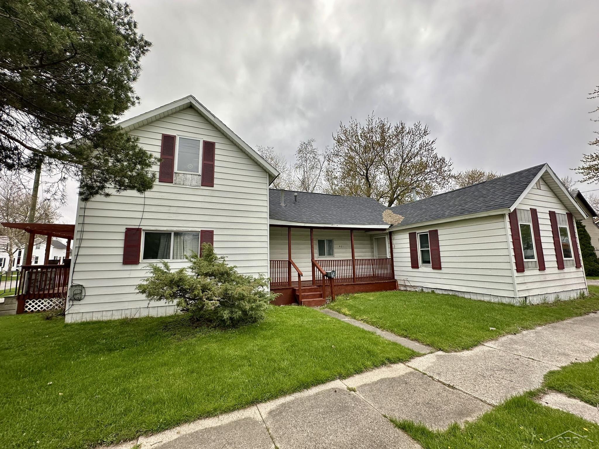 400 S Kiesel Street Property Photo 1