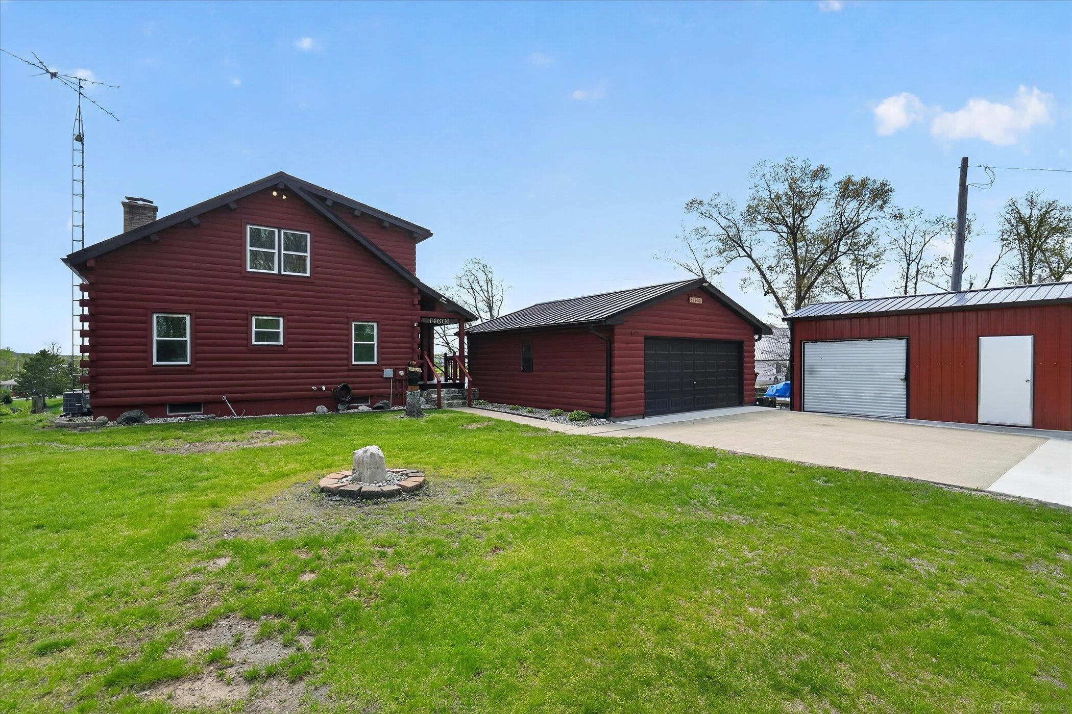14601 Brookhurst Drive Property Photo 2