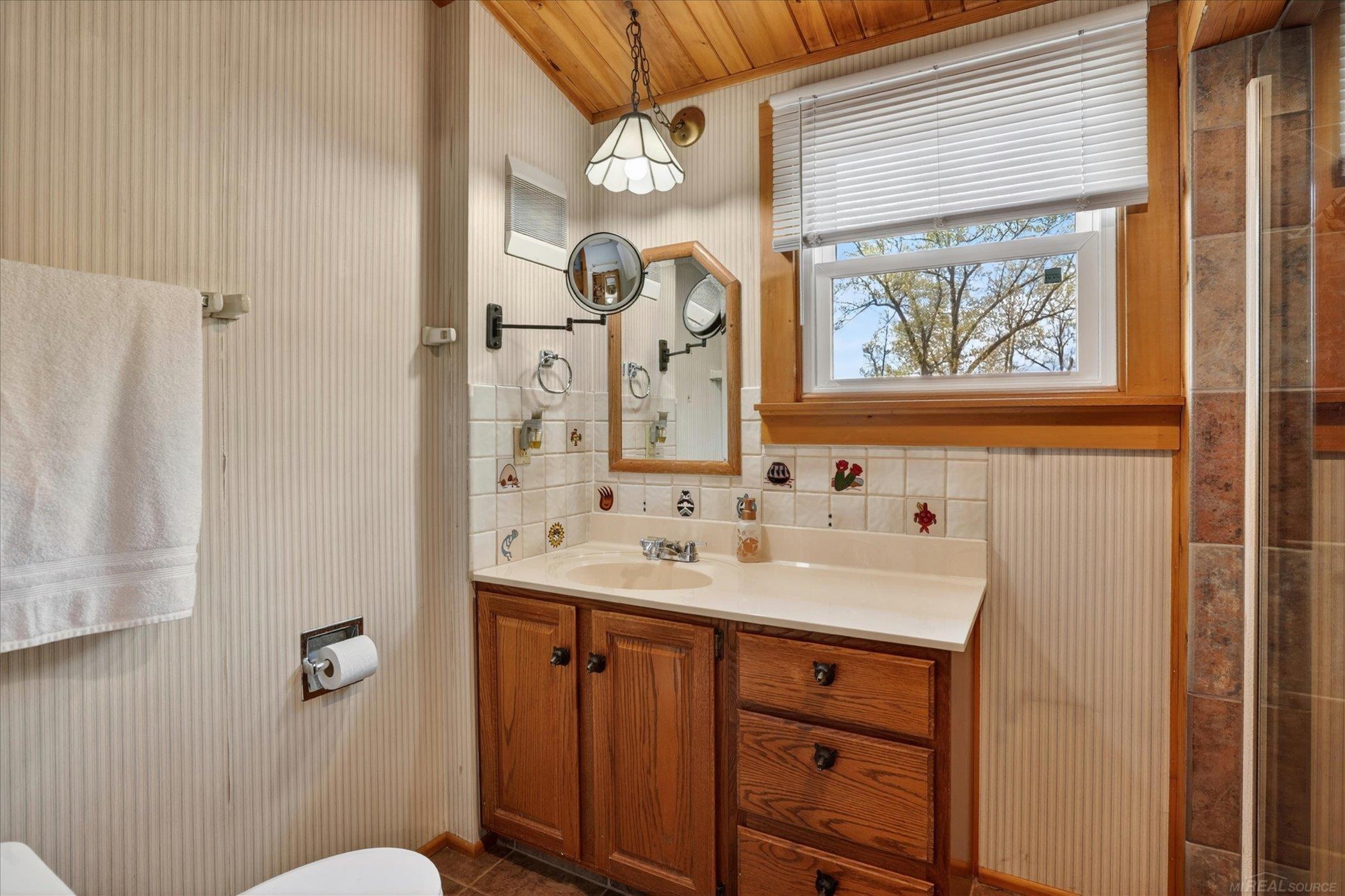 14601 Brookhurst Drive Property Photo 28