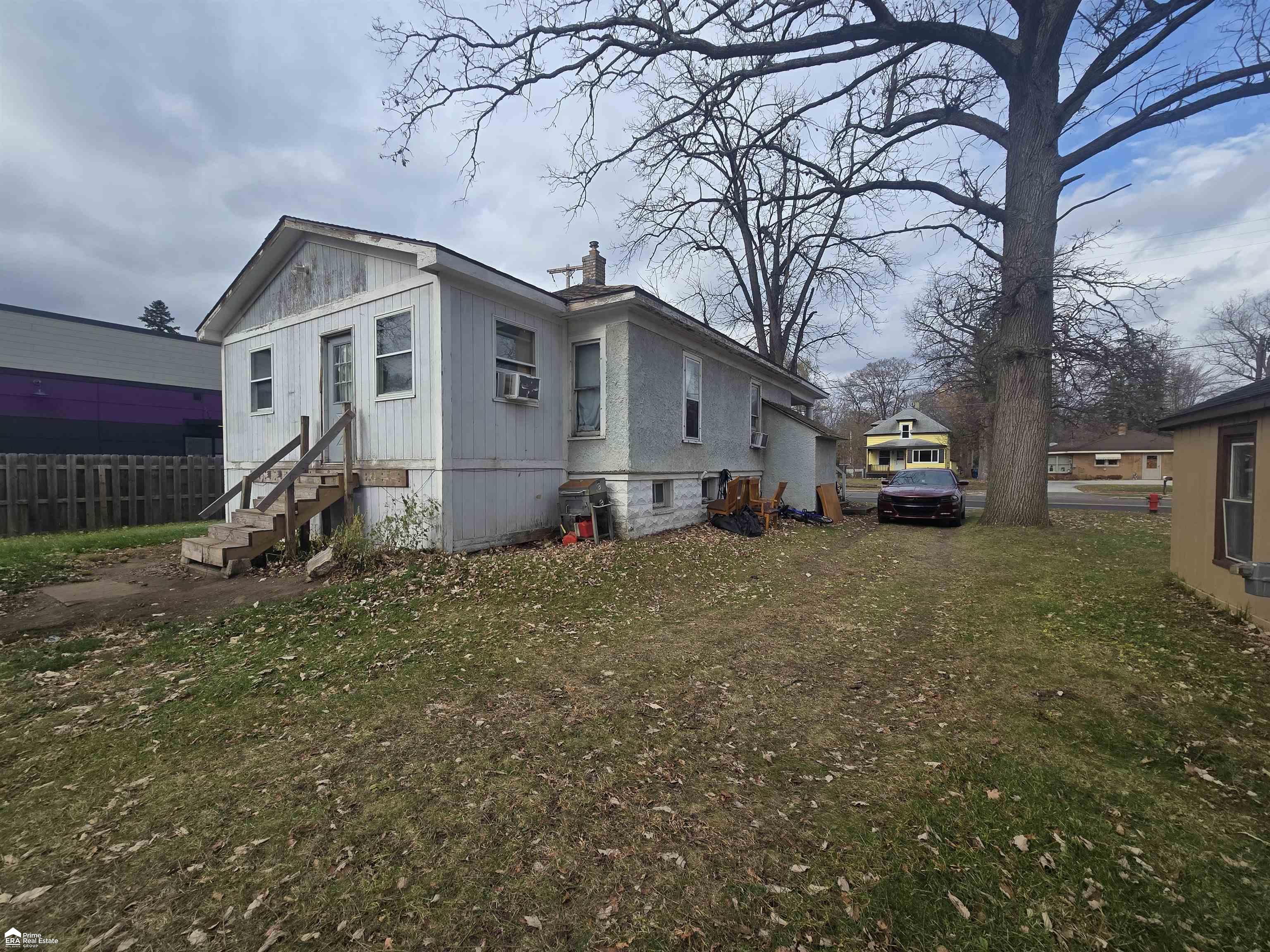 258 E State Road Property Photo 10