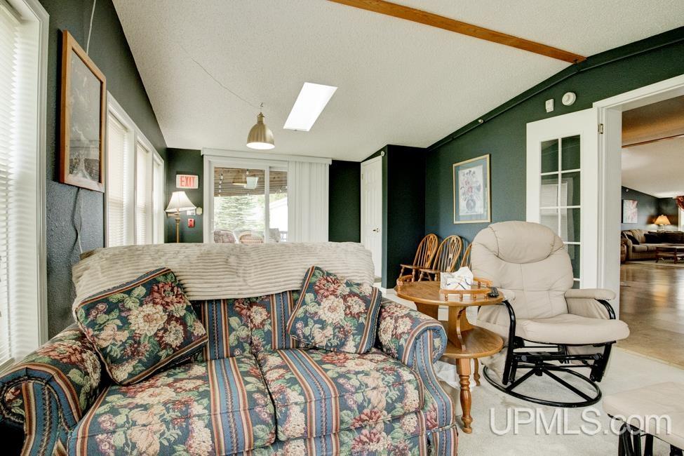 N4937 River Drive Property Photo 37