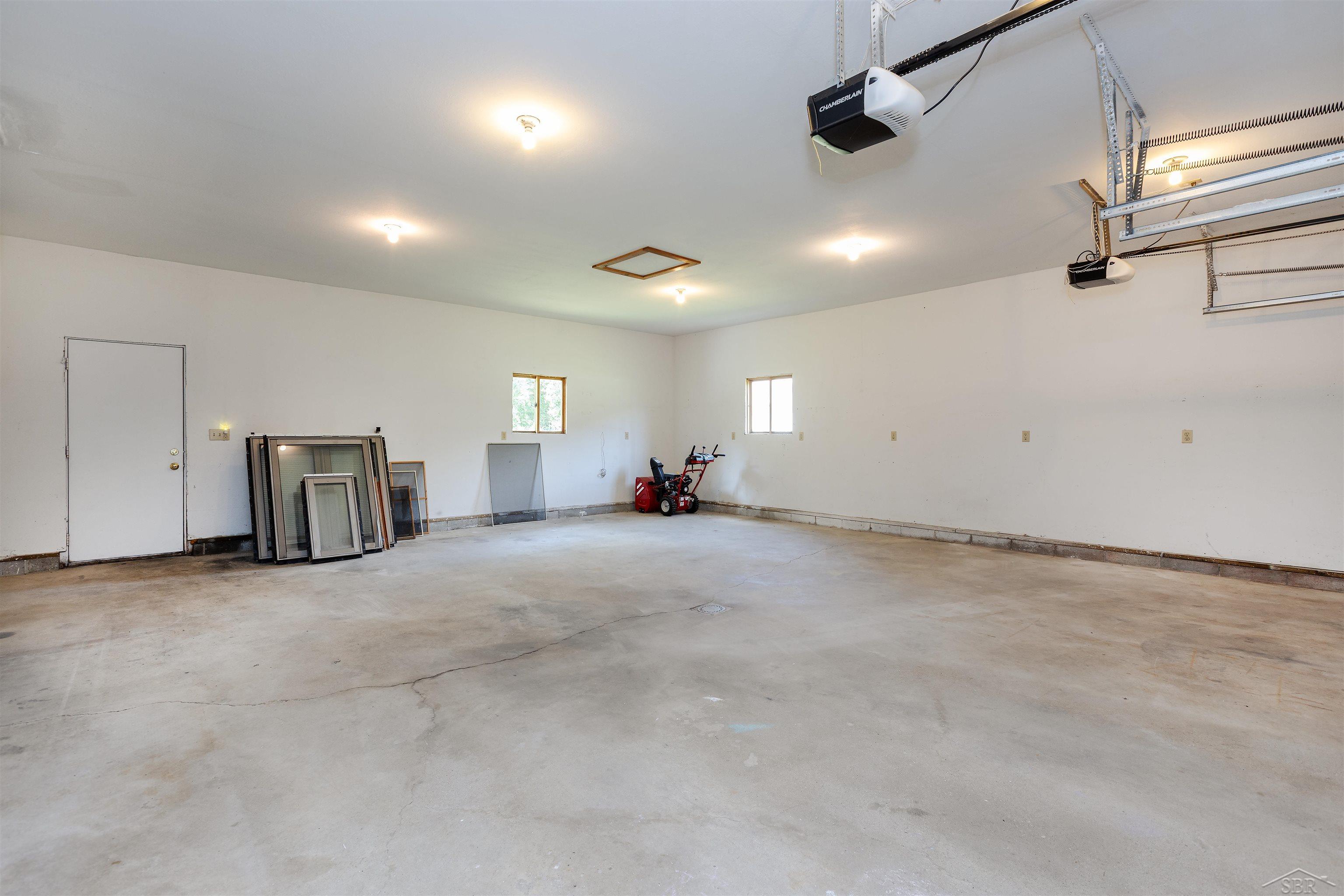 2043/2047 N Neiner Road Property Photo 35