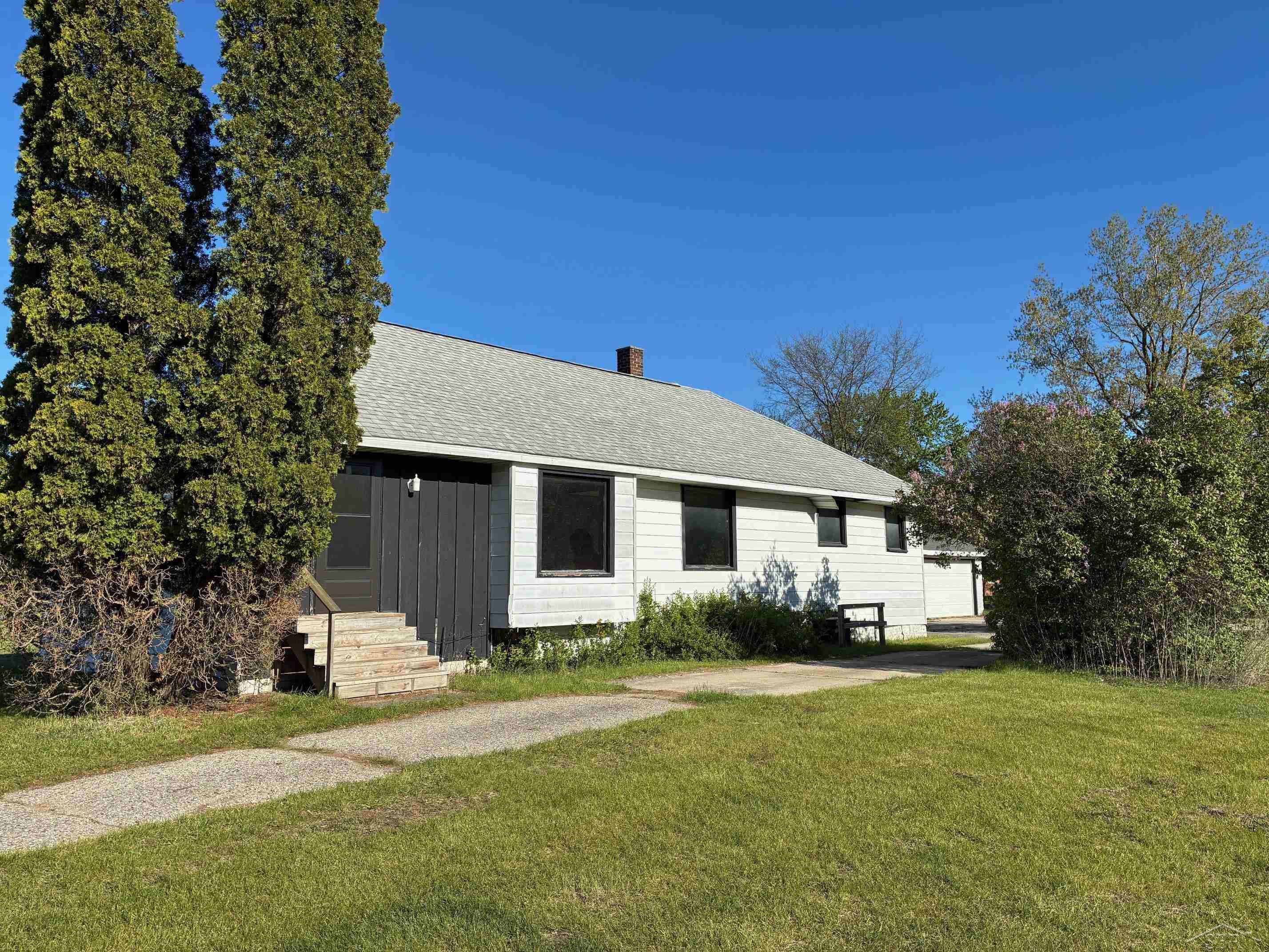 22932 Gratiot Road Property Photo 1