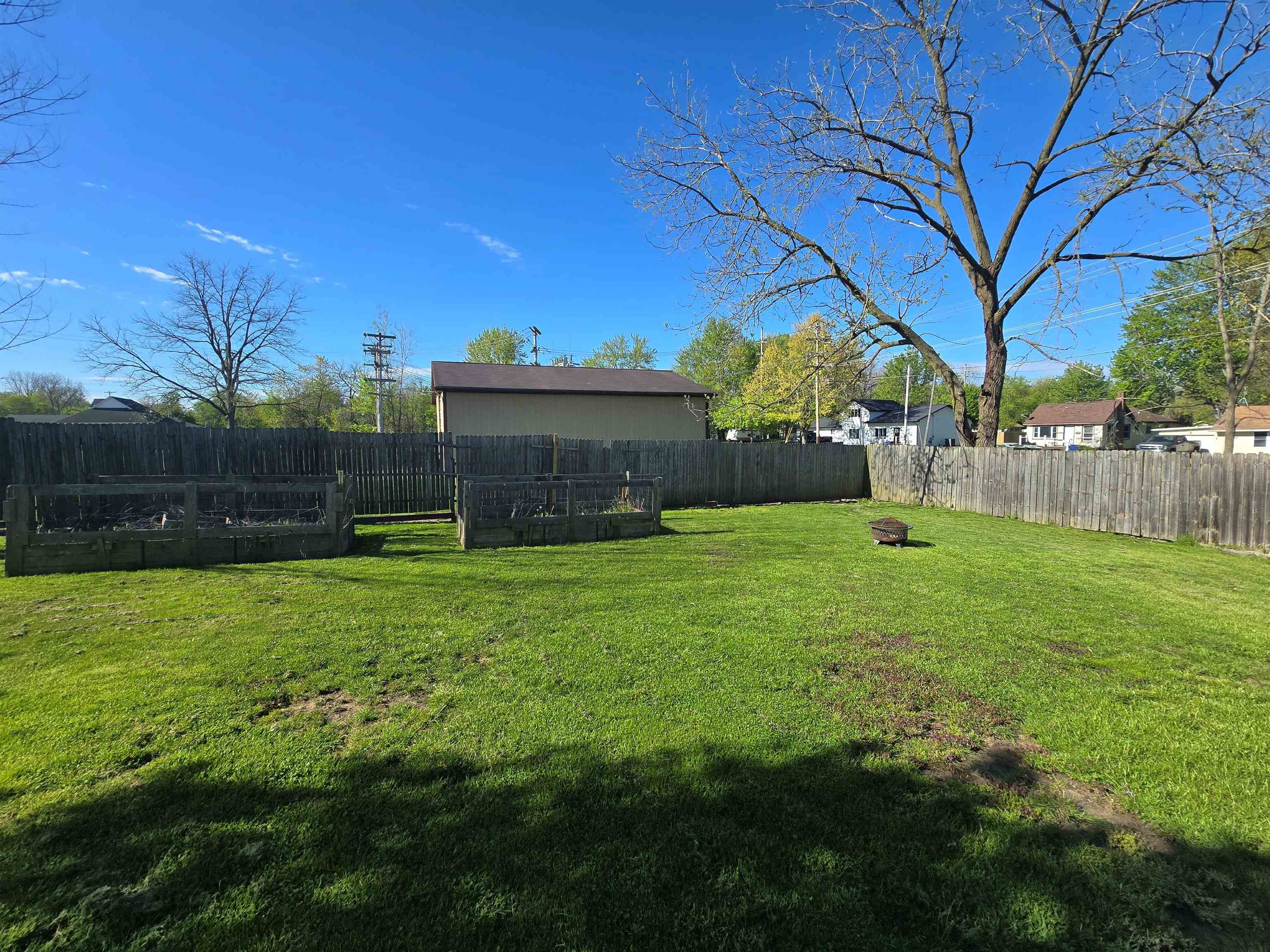 117 W Mcneil Street Property Photo 5