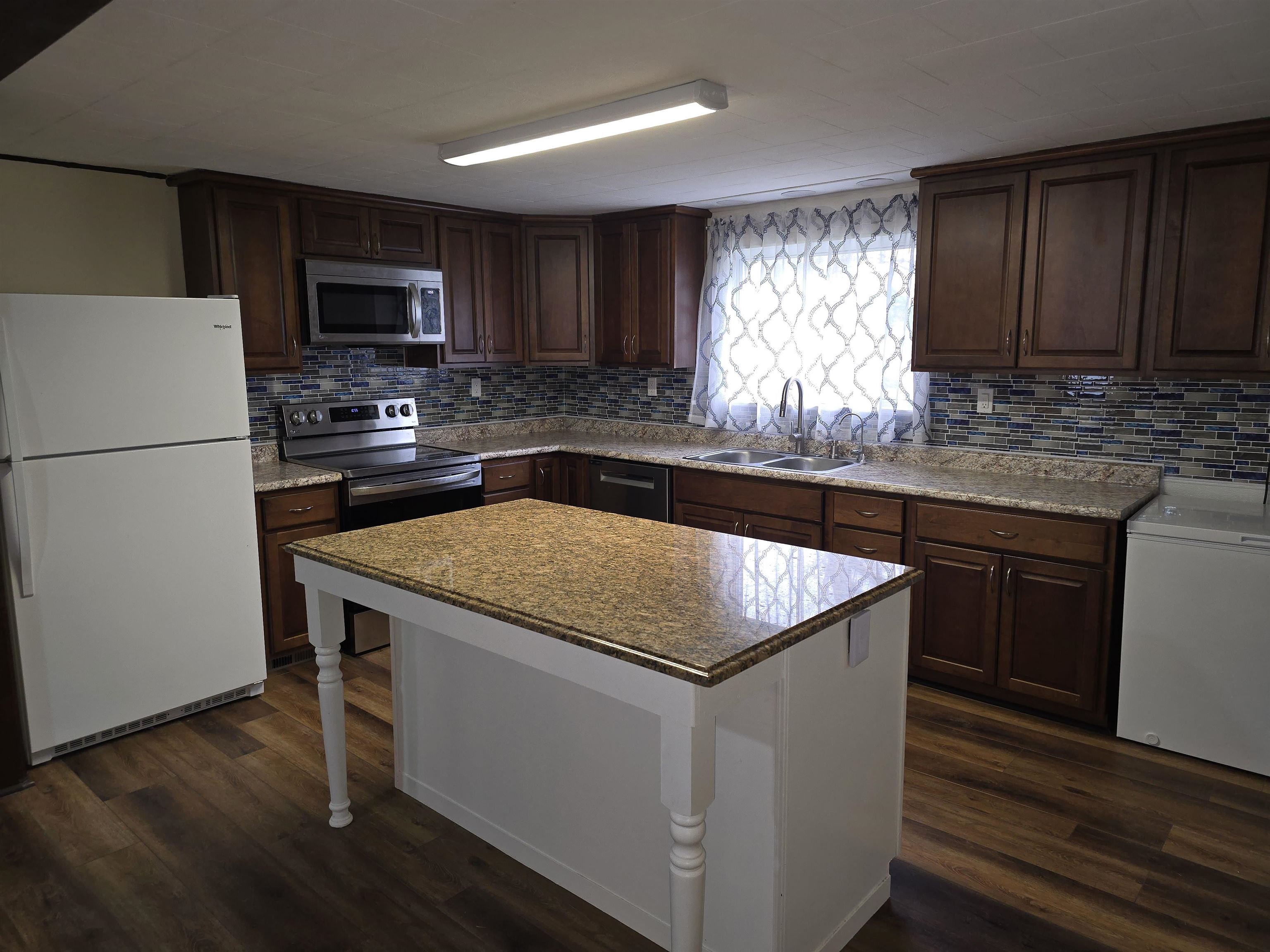 117 W Mcneil Street Property Photo 8