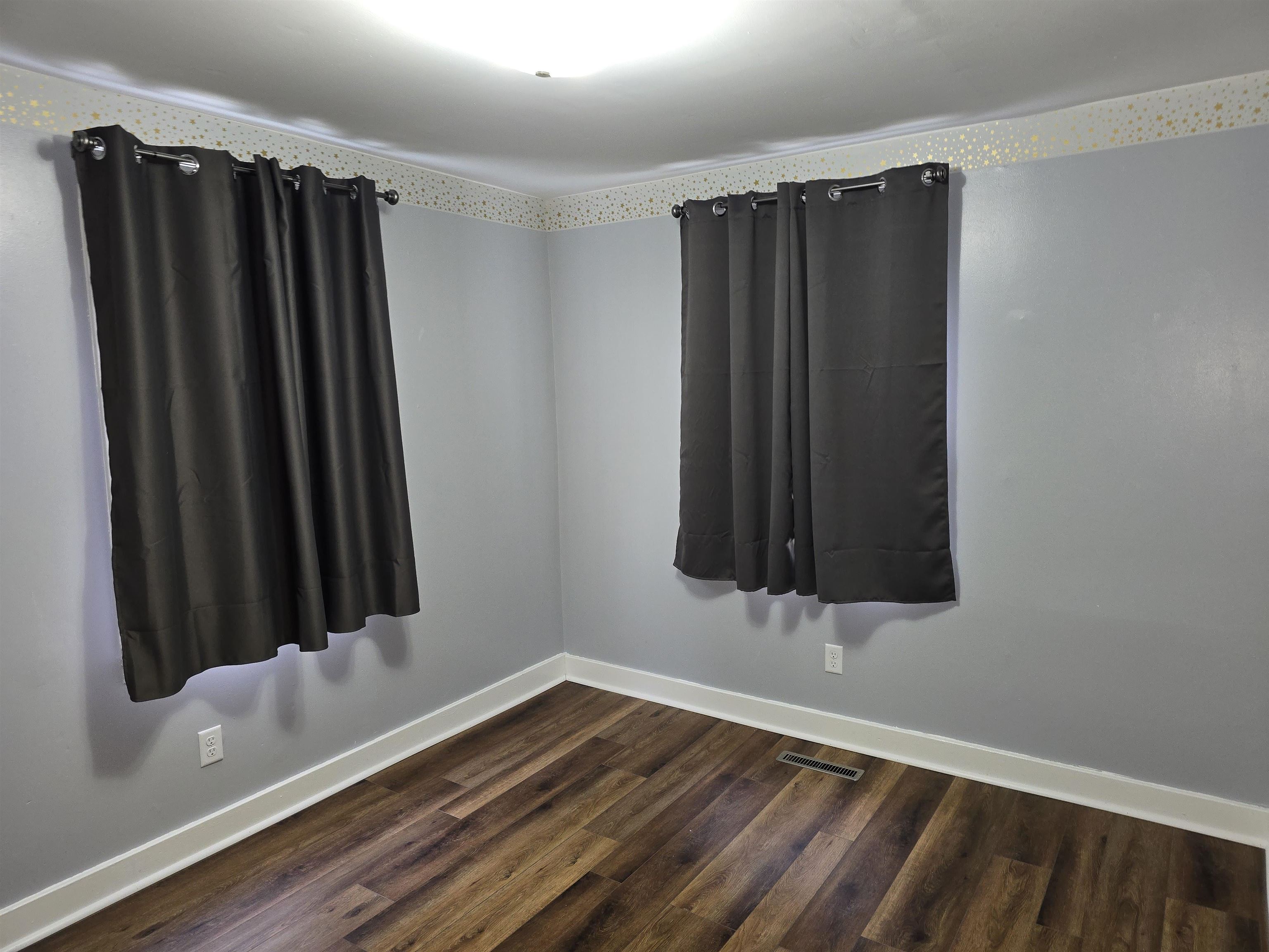 117 W Mcneil Street Property Photo 21
