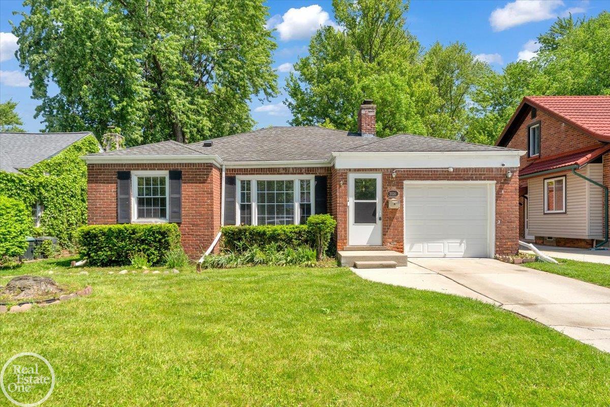 2024 Manchester Boulevard Property Photo 1