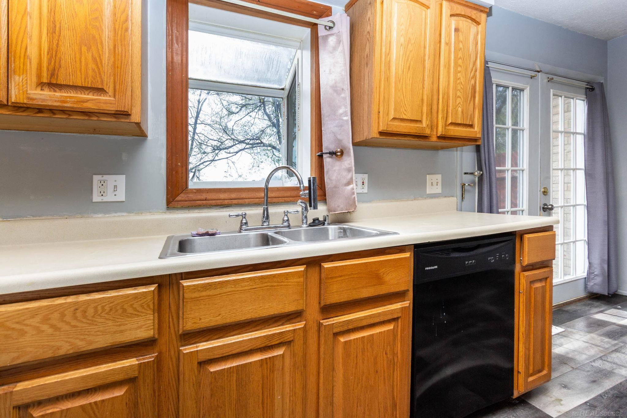 13281 Lake Point Boulevard Property Photo 12