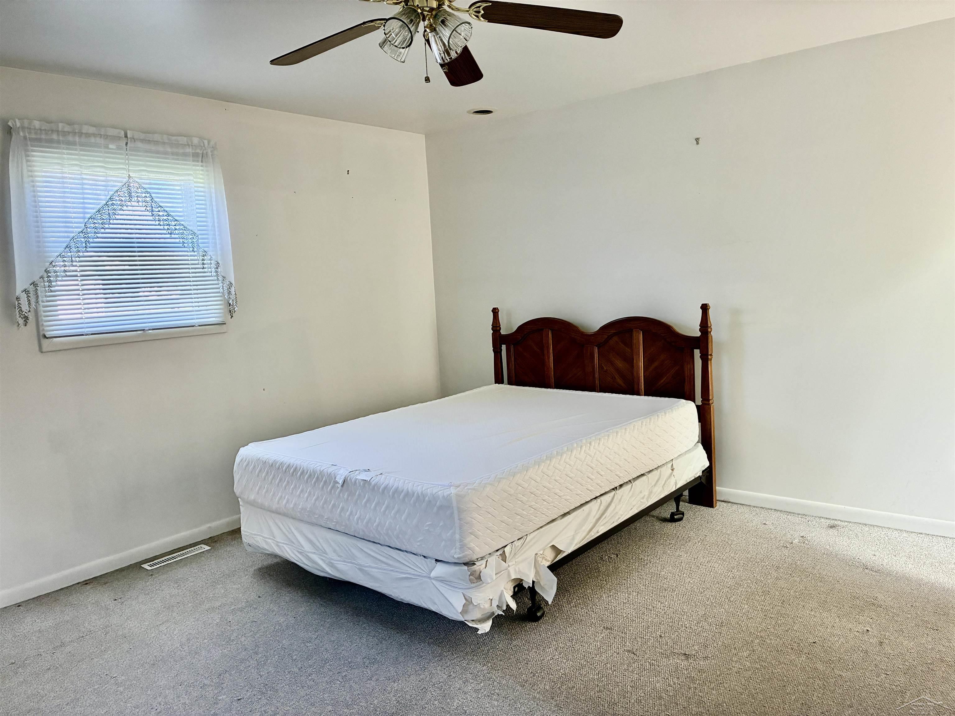 7178 London Drive Property Photo 22