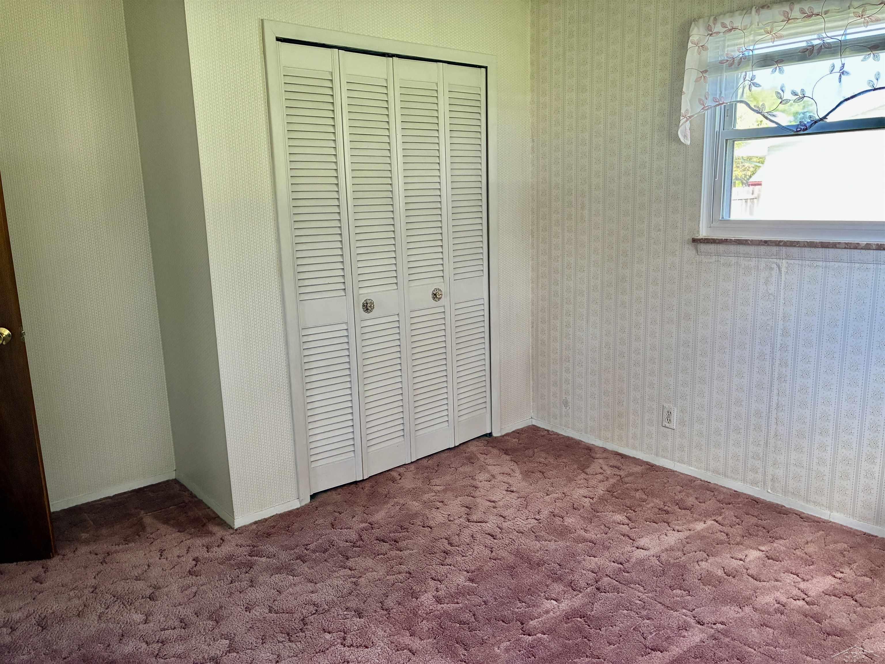 7178 London Drive Property Photo 30