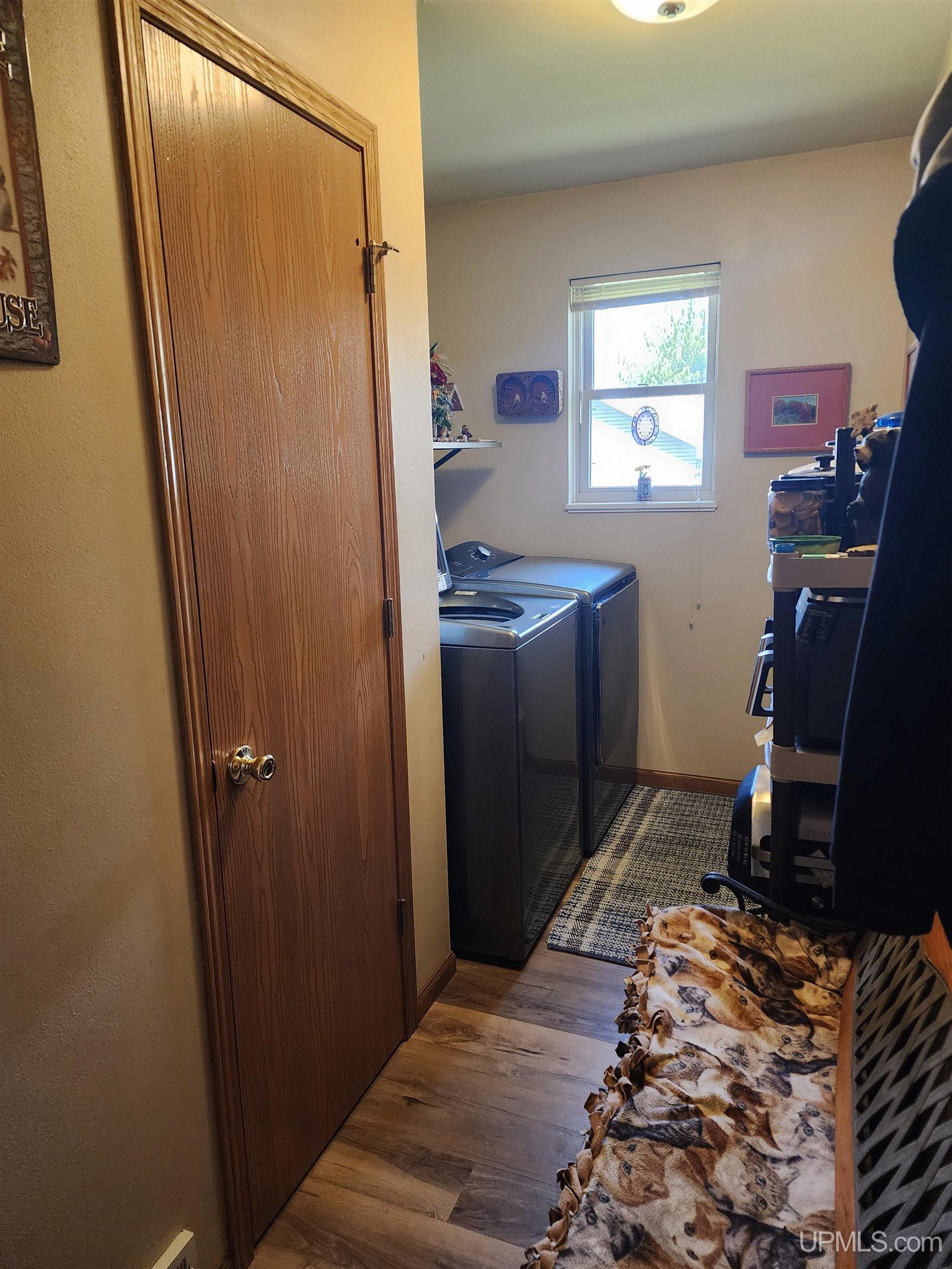 611 Oaklawn Drive Property Photo 36