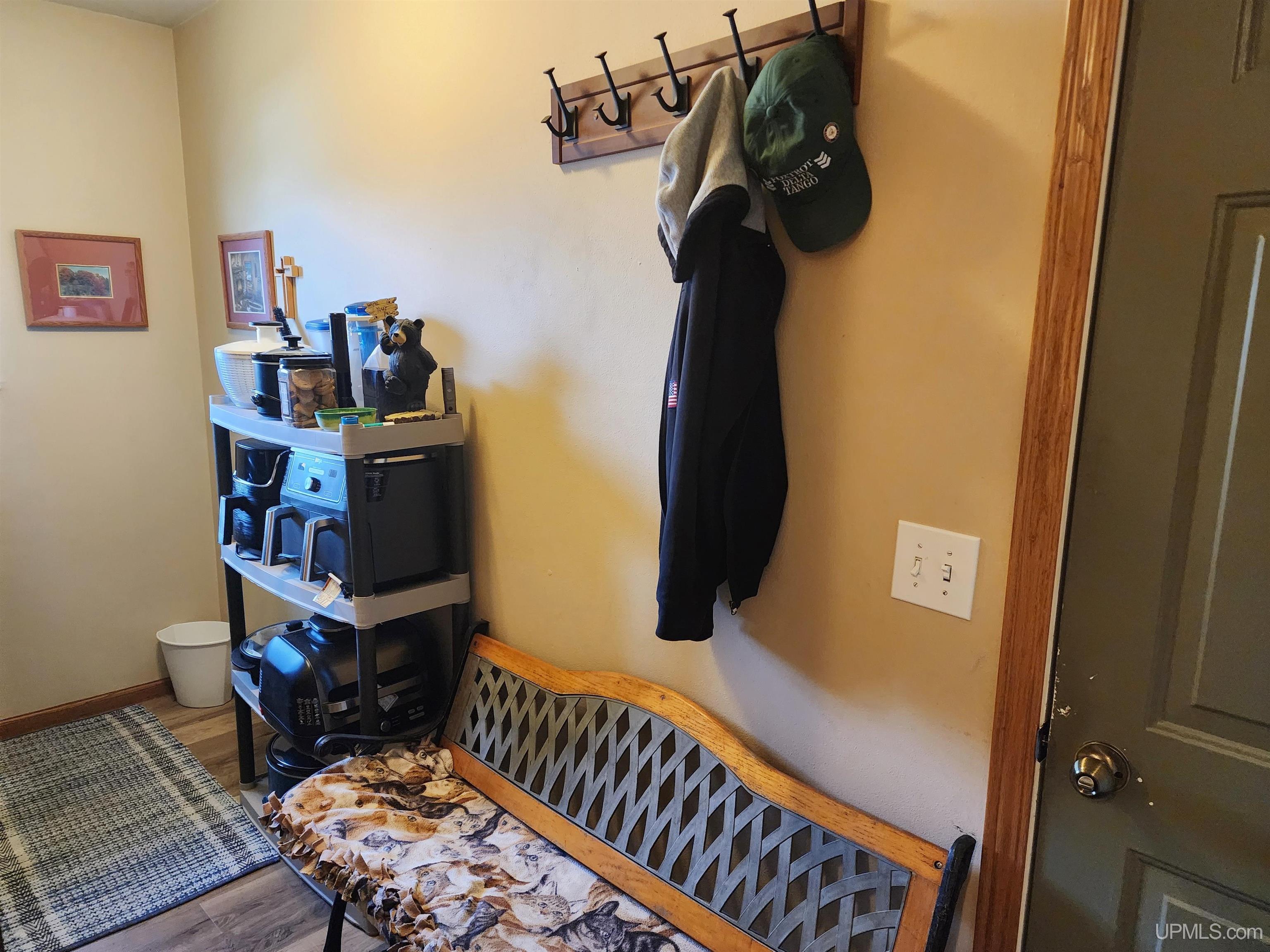 611 Oaklawn Drive Property Photo 38