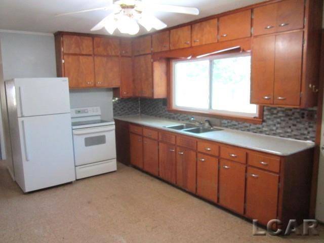 573 S Meridian Highway Property Photo 7