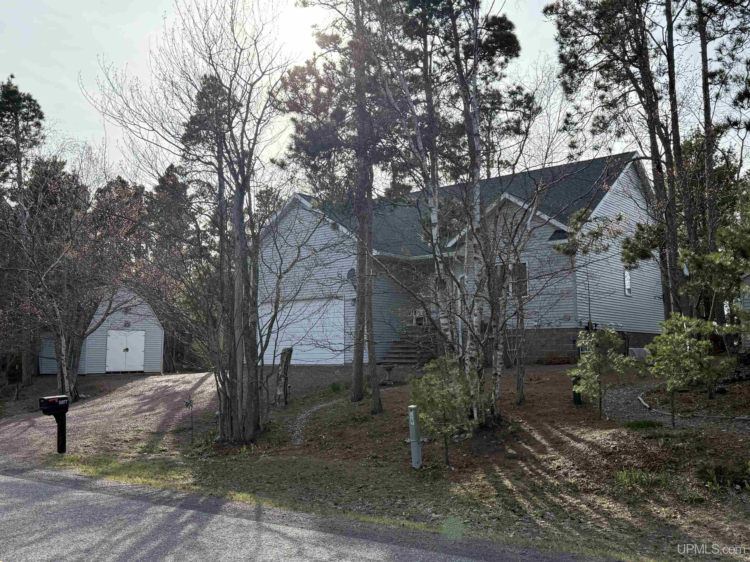 5877 Five Mile Point Road Property Photo 7