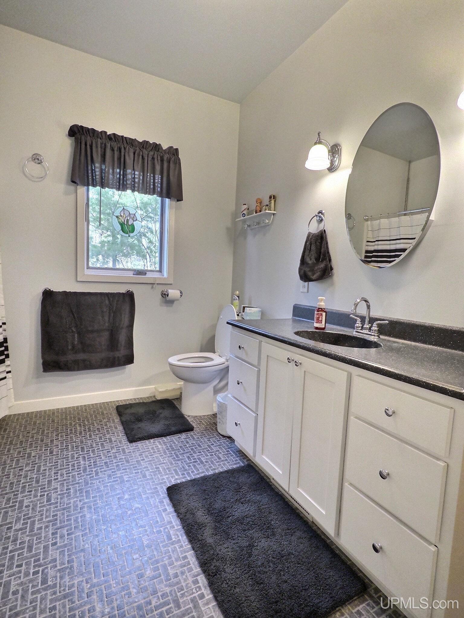 5877 Five Mile Point Road Property Photo 21