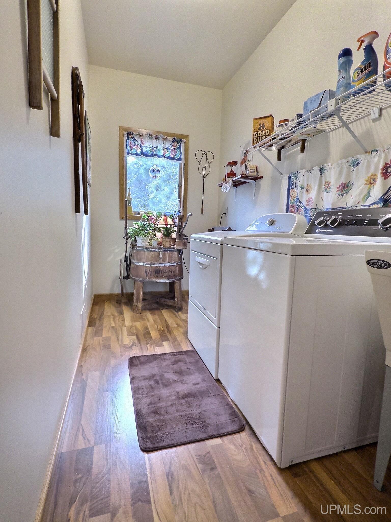 5877 Five Mile Point Road Property Photo 23