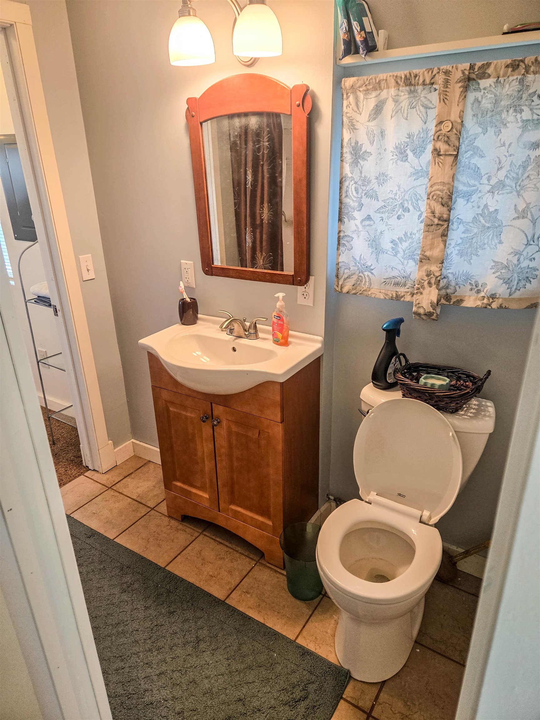 121 E Houghton Lake Drive Property Photo 6