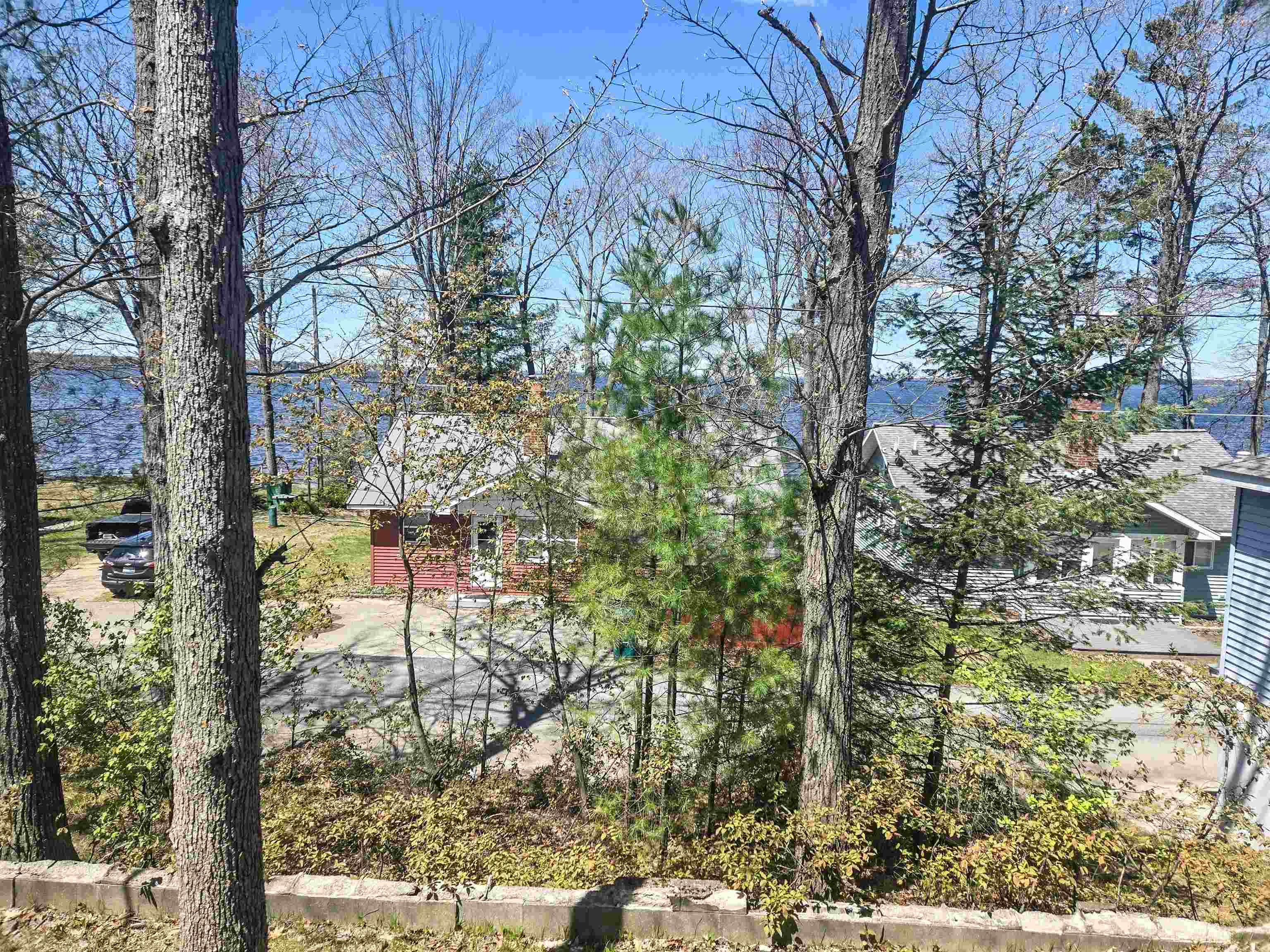 121 E Houghton Lake Drive Property Photo 14